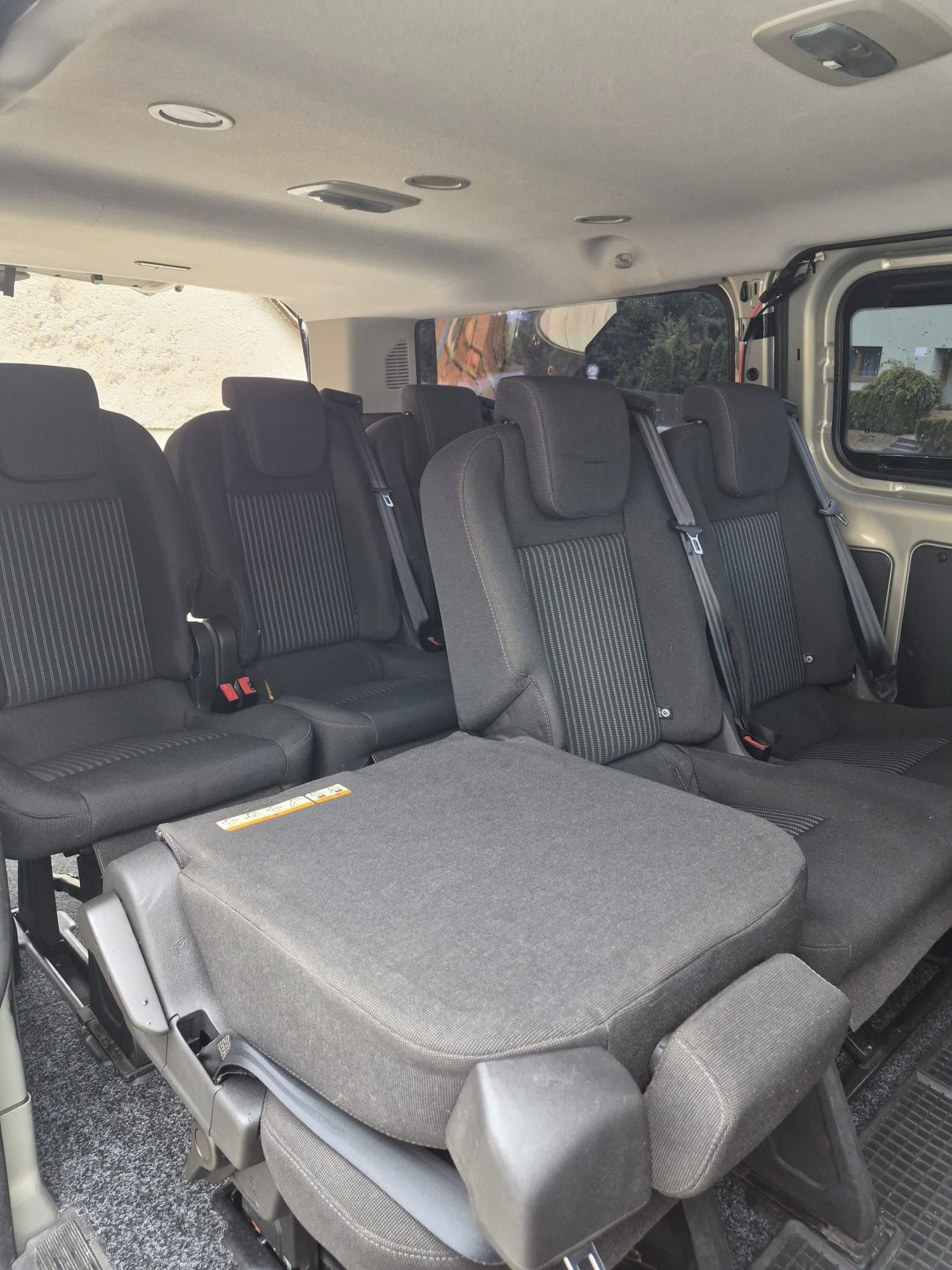 Ford Tourneo Custom, 2.2TDCi, L2 - hagusy, vestavba - fotka 5
