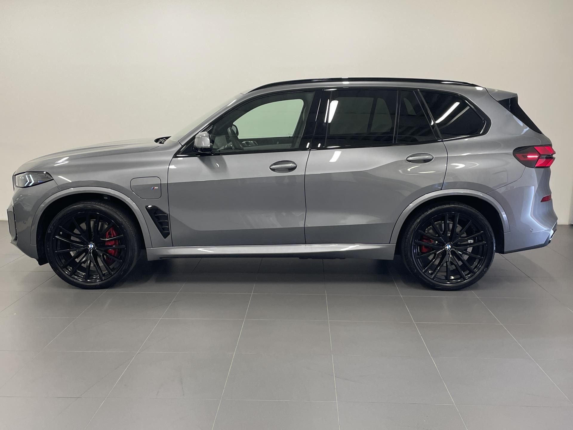 BMW X5, X5 50e xDrive M PRO - fotka 3