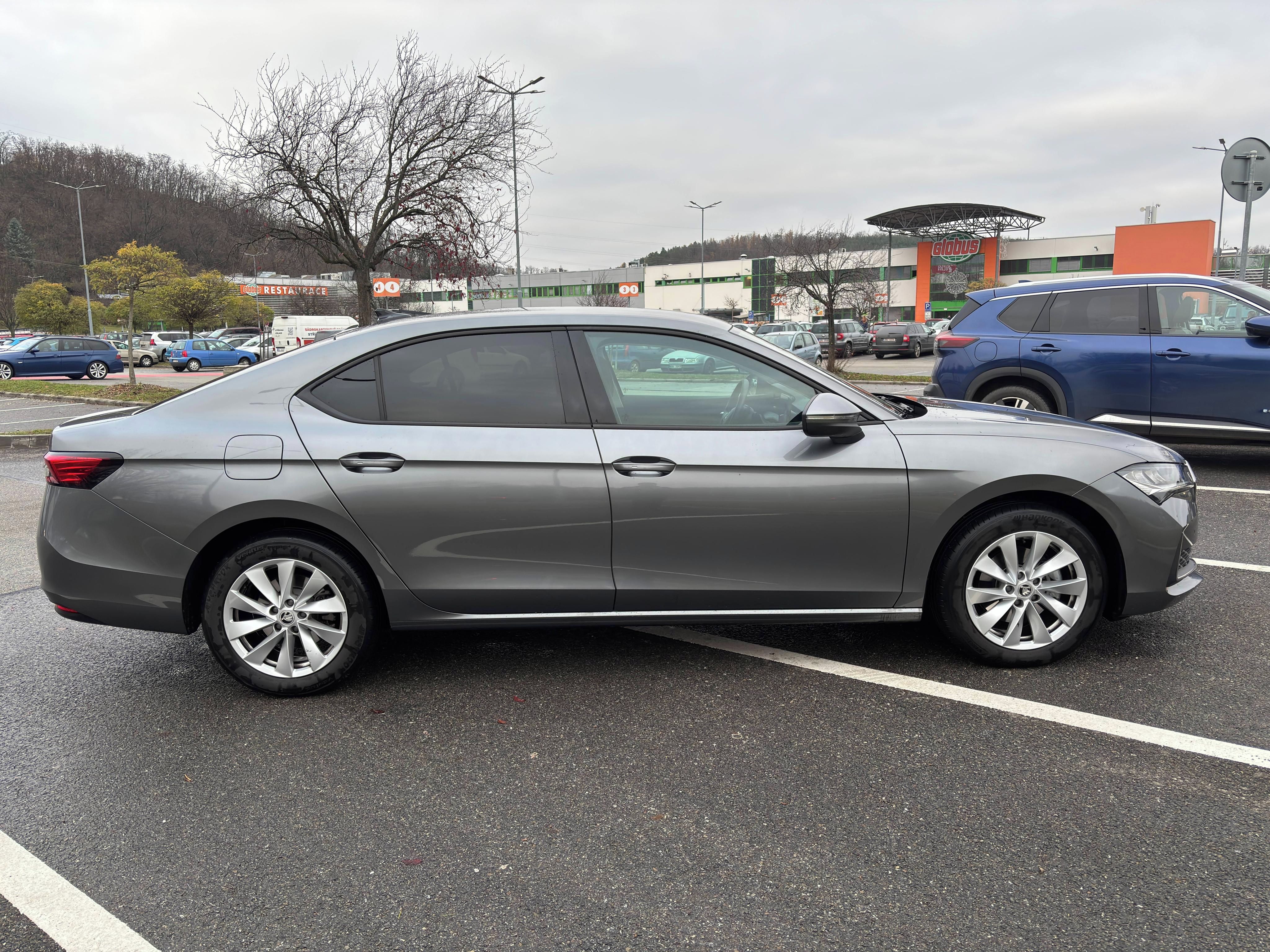 Škoda Superb, prodloužená záruka - fotka 4