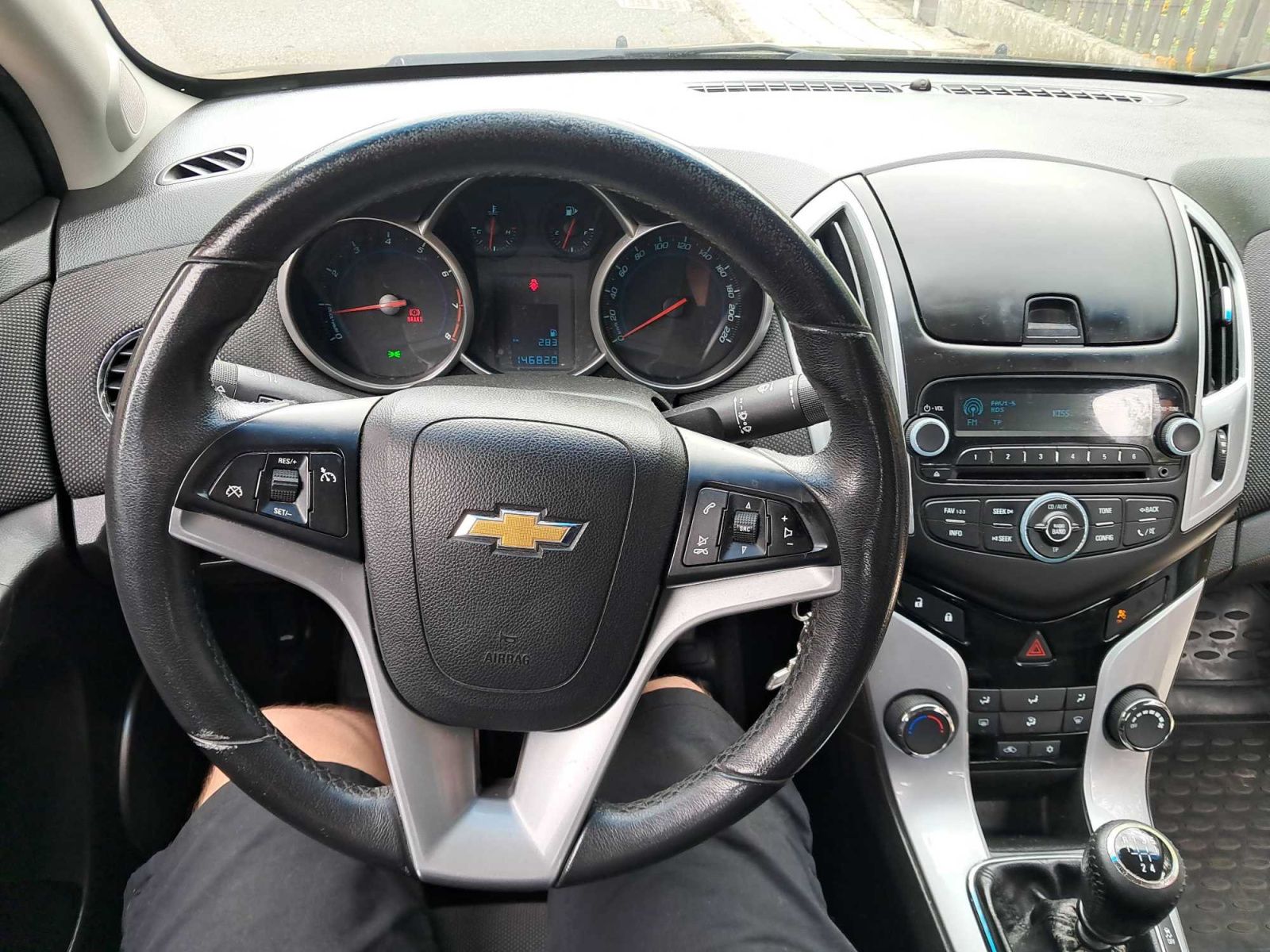 Chevrolet Cruze, 1.6 i 16V, Klima, Tempomat - fotka 3