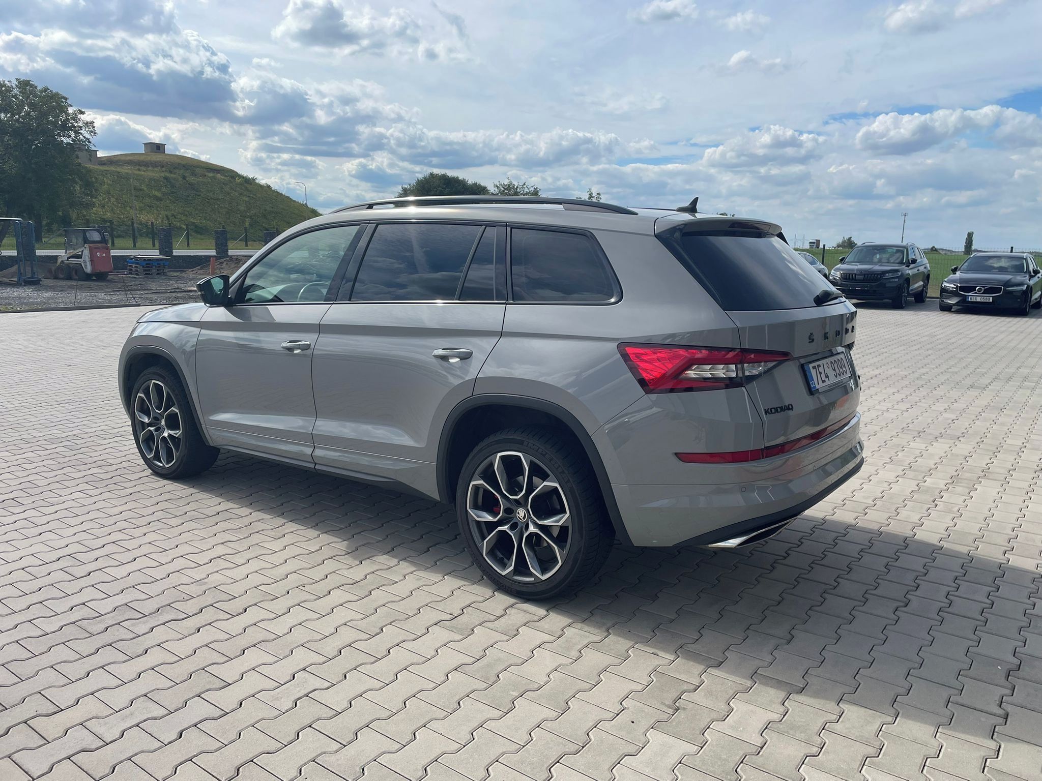 Škoda Kodiaq, RS 176kw, WEBASTO, 4x4 - fotka 4