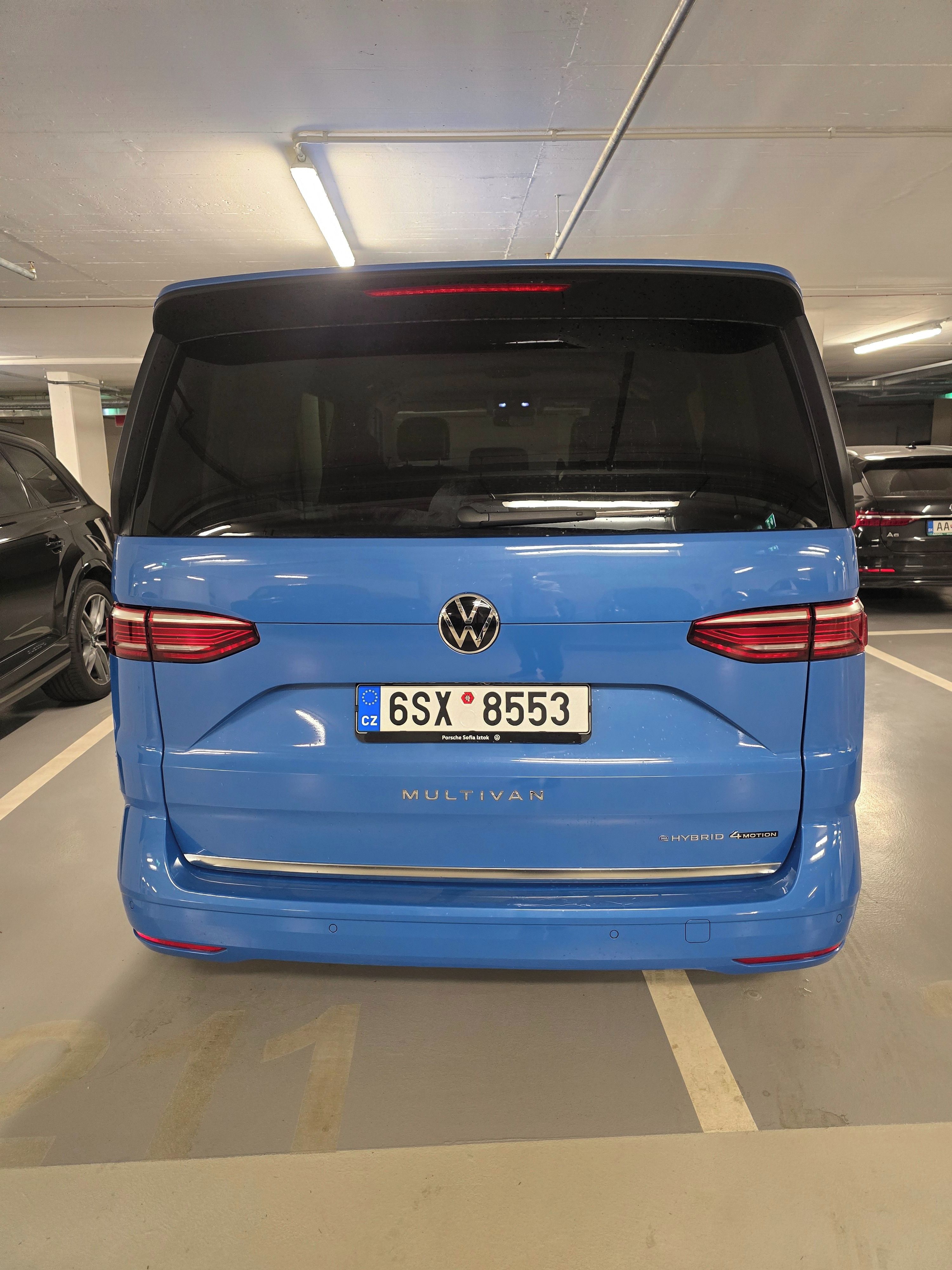 Volkswagen Multivan, 1.5l Plug-in Hybrid Style S - fotka 3
