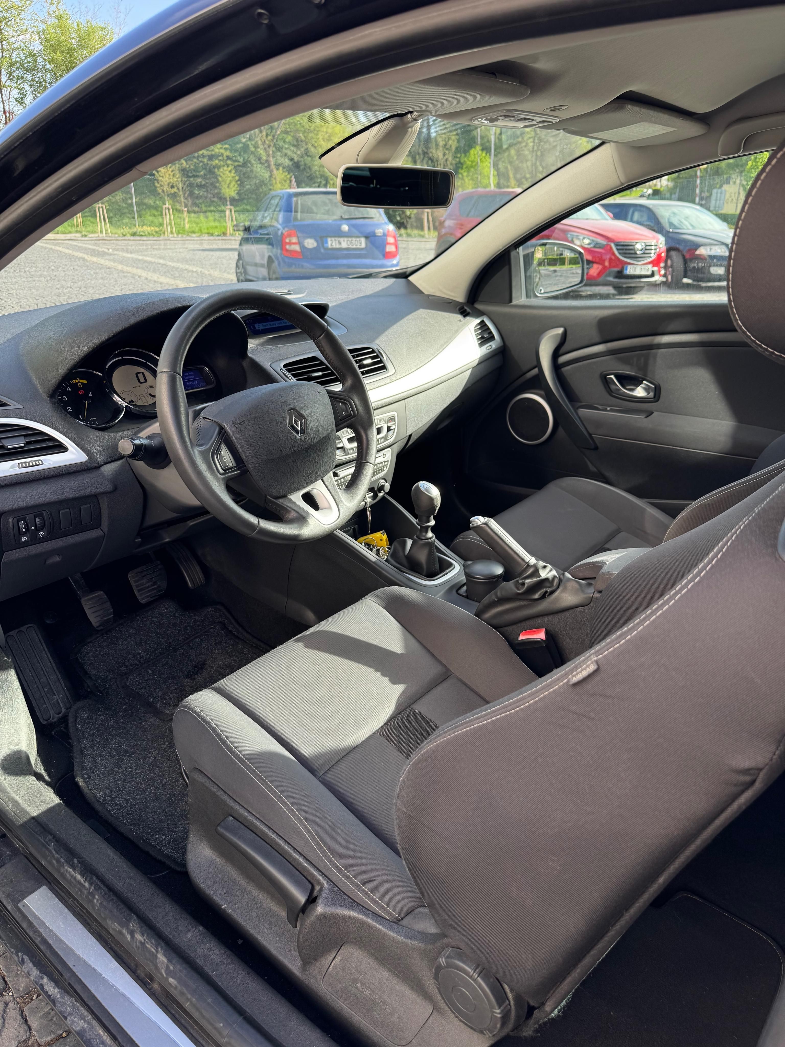 Renault Mégane, III Coupé 1.5 dCi - fotka 6