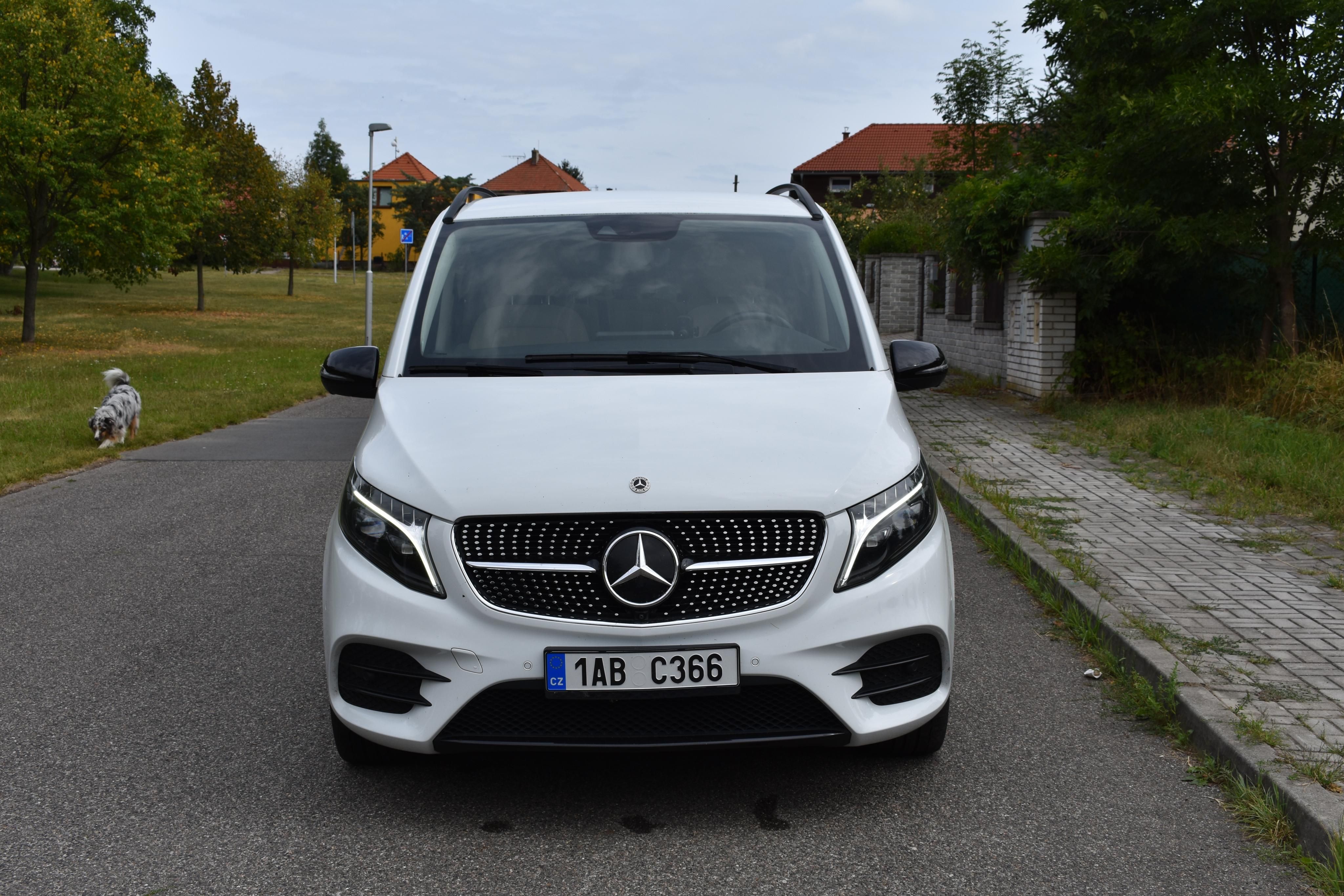 Mercedes-Benz Třídy V, 300d AMG 4Matic  DPH/1.majitel - fotka 2