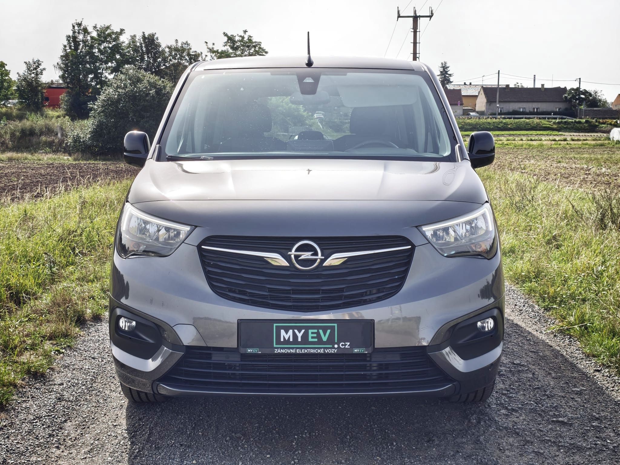 Opel Combo-e, 50kWh ELEGANCE TZ DPH, SOH 94% - fotka 2