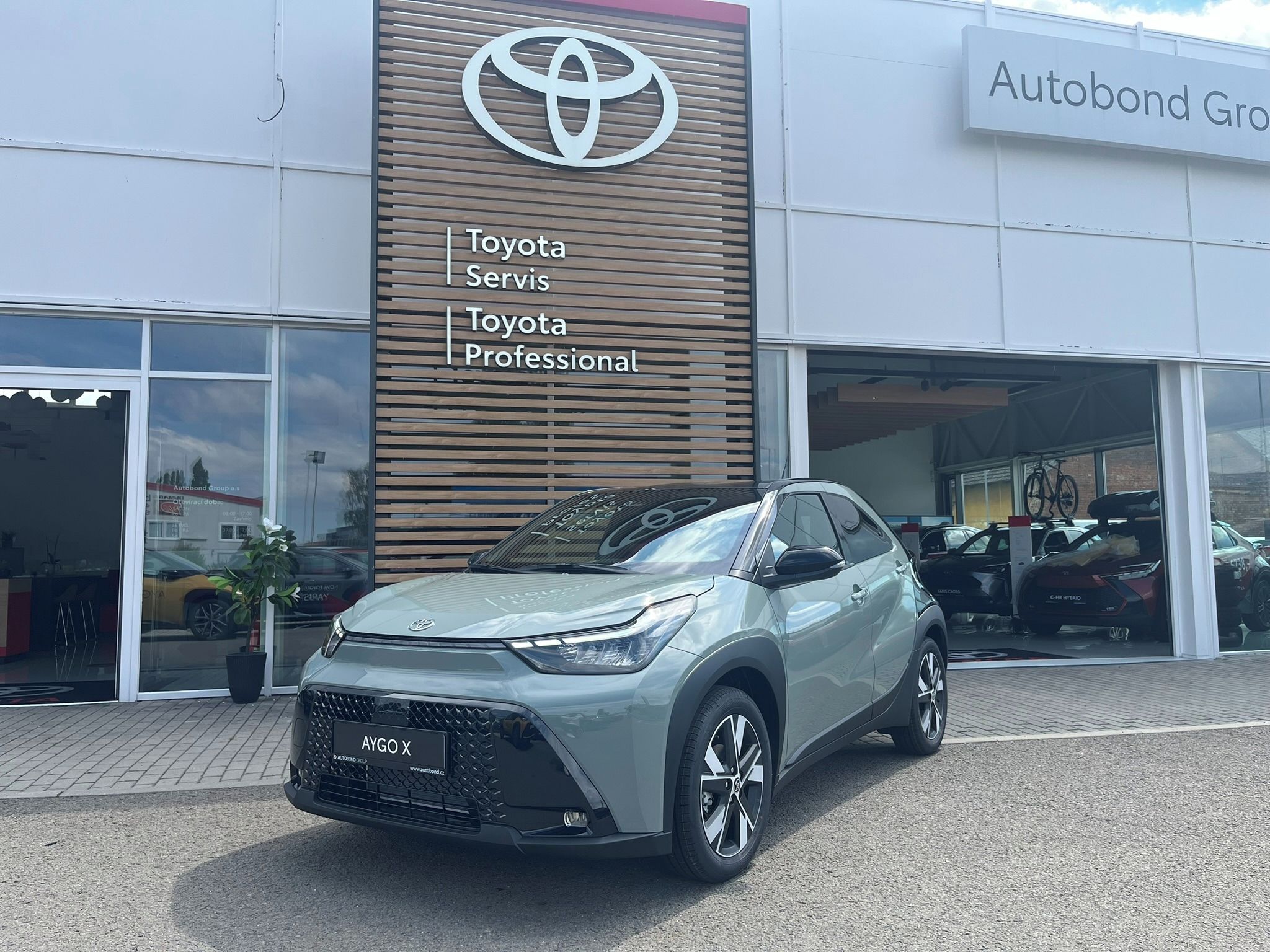 Toyota Aygo, 1.5L HEV Style Smart