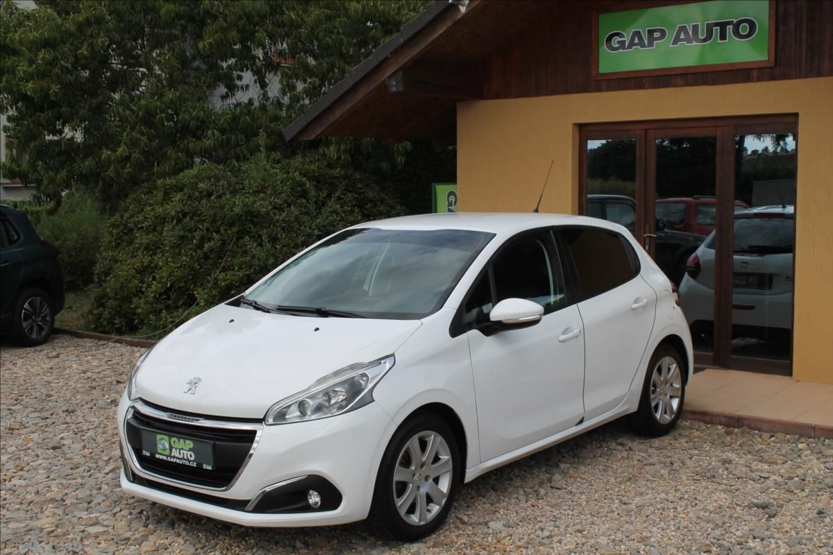 Peugeot 208, 1.6 HDi 55kW ČR - fotka 3