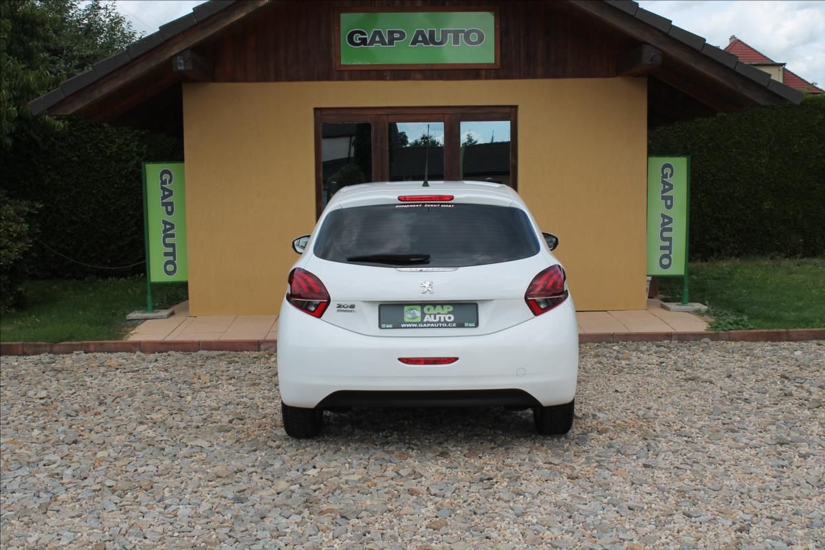 Peugeot 208, 1.6 HDi 55kW ČR - fotka 5