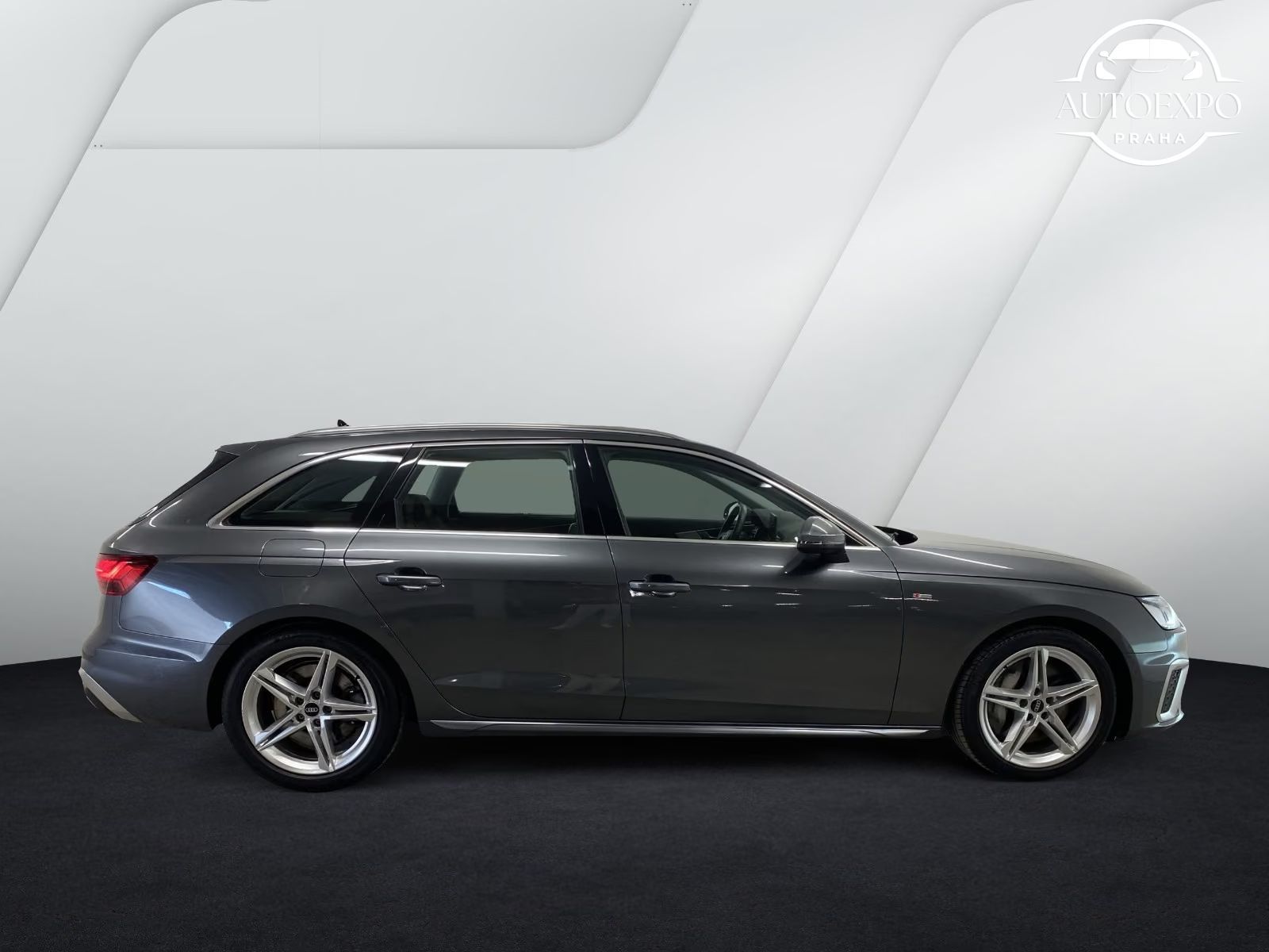 Audi A4, Avant 50 TDI quattro S line* - fotka 5