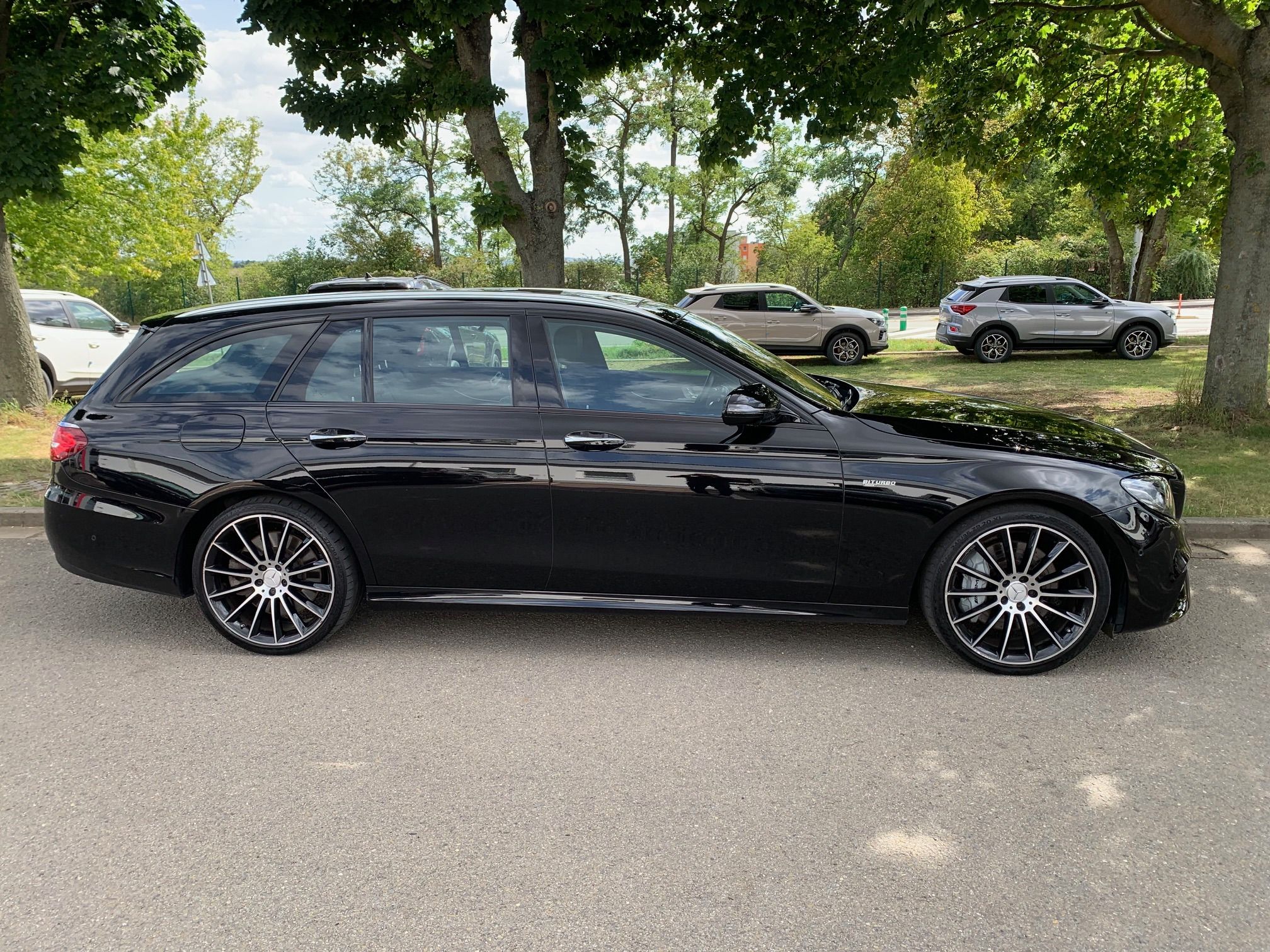 Mercedes-Benz Třídy E, AMG E 43 4MATIC - fotka 3