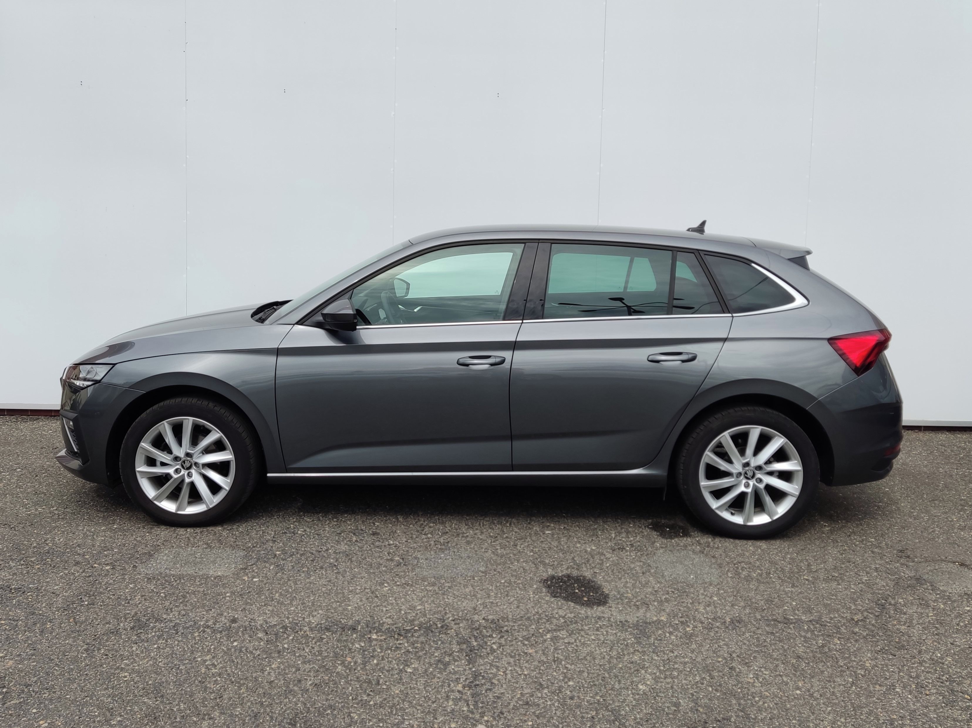 Škoda Scala, 1.0TSI 85 kW DSG Top Selection - fotka 3
