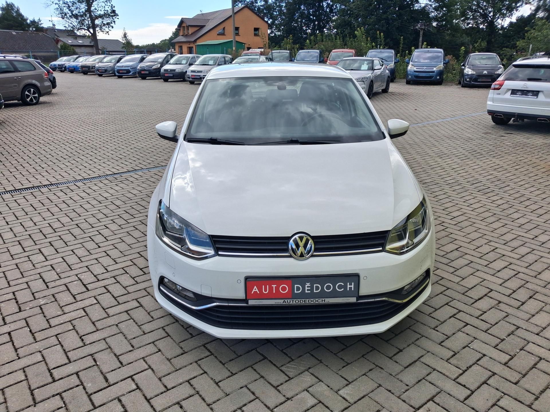 Volkswagen Polo, 1,0MPi POUZE 65t.km! VYHŘ.SED. - fotka 2