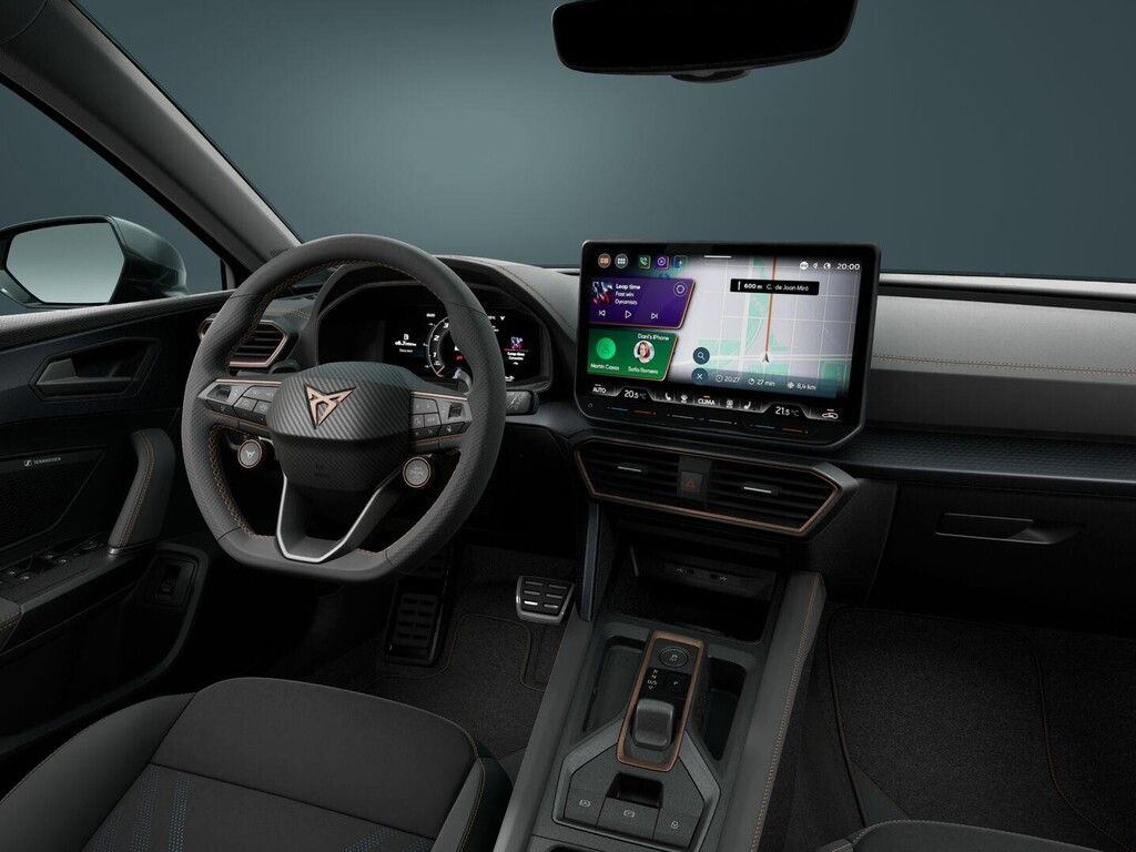 Cupra Leon, 2.0TSI 245kW DSG 4WD - fotka 4