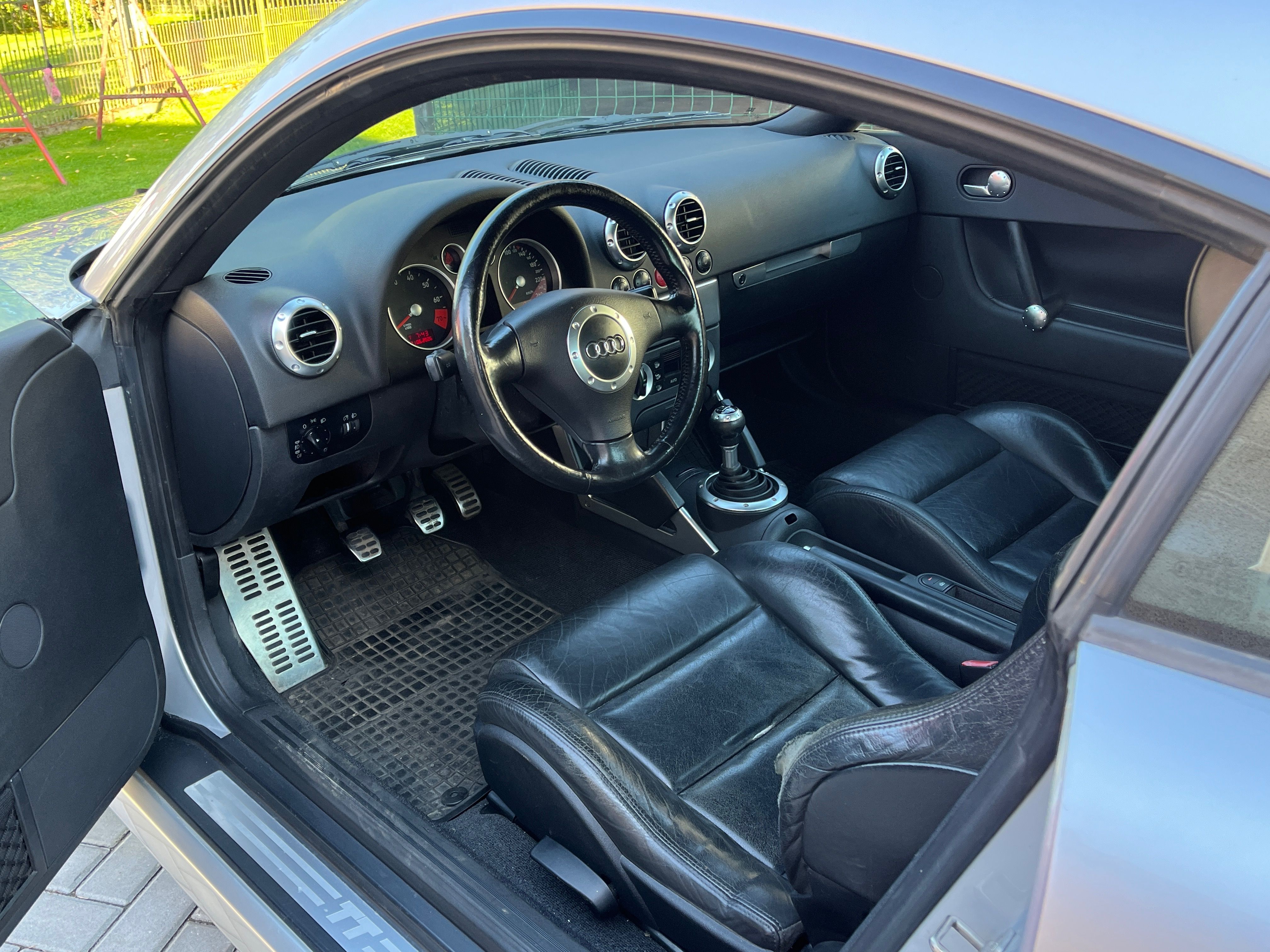 Audi TT, Audi TT Coupe 1.8t - fotka 5