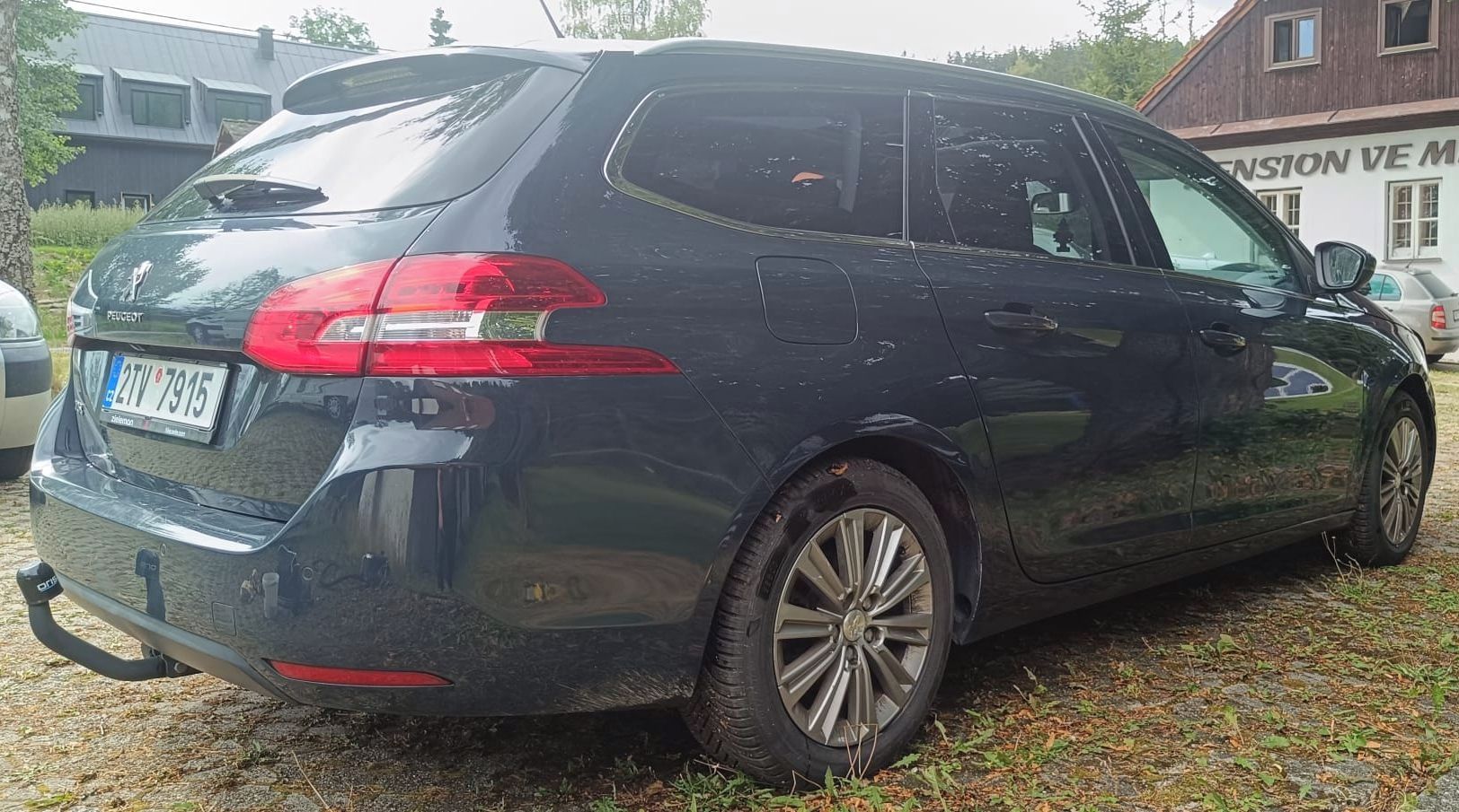 Peugeot 308, 1,2 96kw servis, masáž sedadla - fotka 2