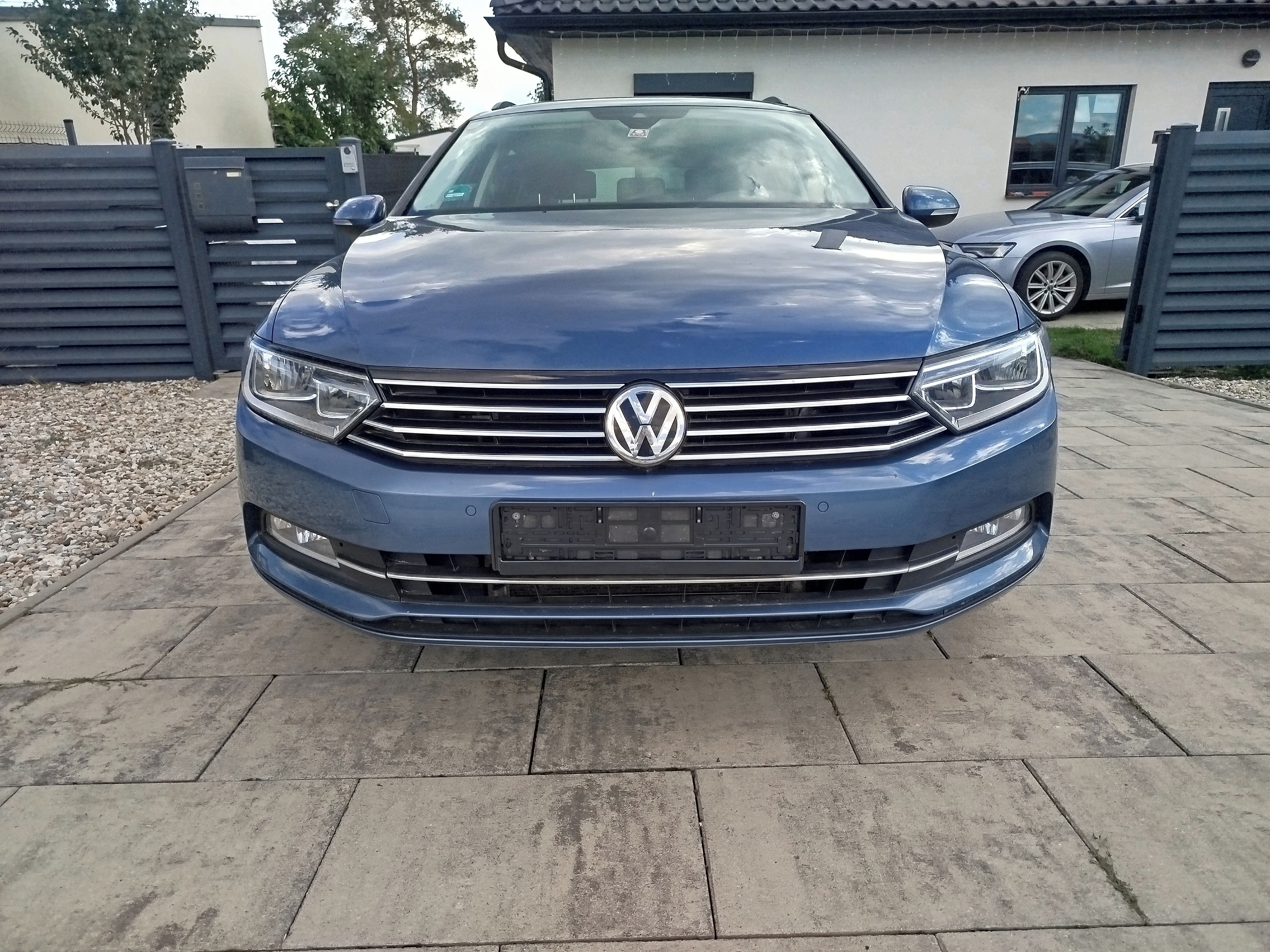 Volkswagen Passat, DSG-Top stav,servis - fotka 2