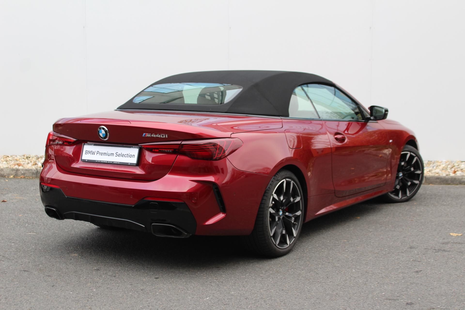 BMW Řada 4, M440i xDrive Cabrio - fotka 2