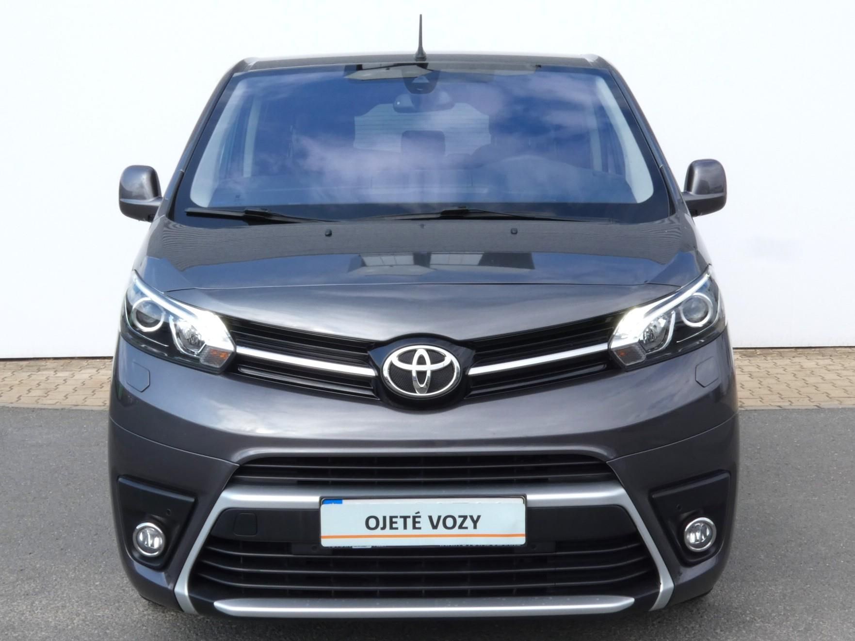 Toyota Proace, 2.0 D-4D 110KW 8-MÍST - fotka 4