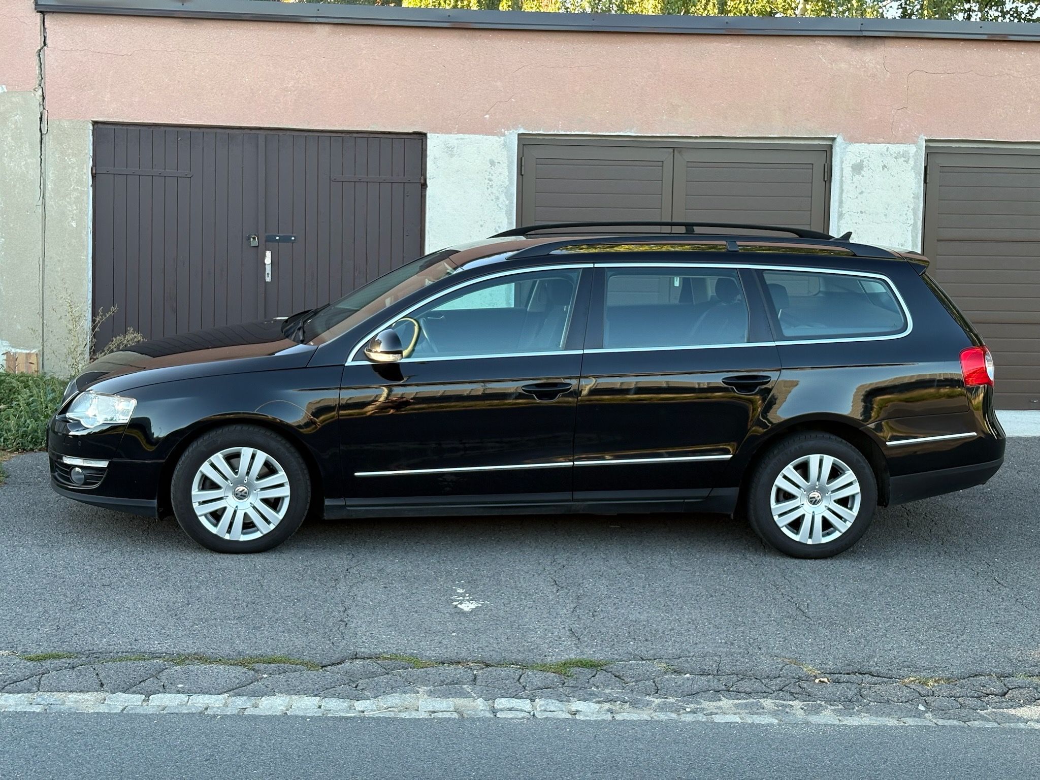 Volkswagen Passat Variant, 1.9 TDI po servisu, 3 sady kol - fotka 3