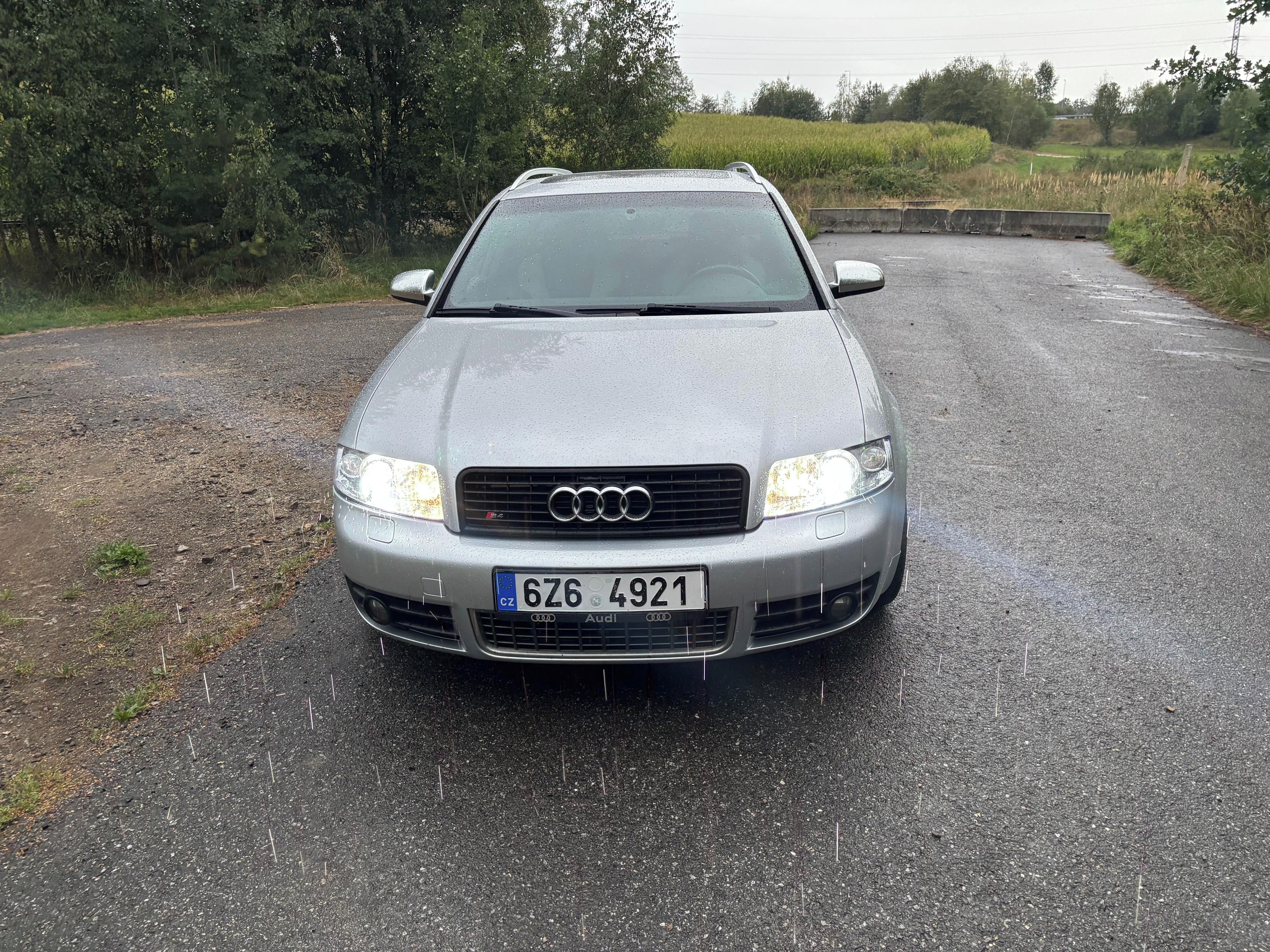 Audi S4, AUDI S4 B6 4.2 V8 - fotka 2