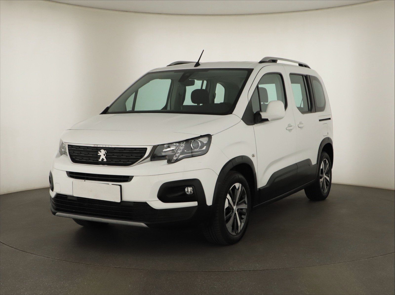 Peugeot Rifter, 1.2 PureTech, Allure, 5Míst - fotka 2