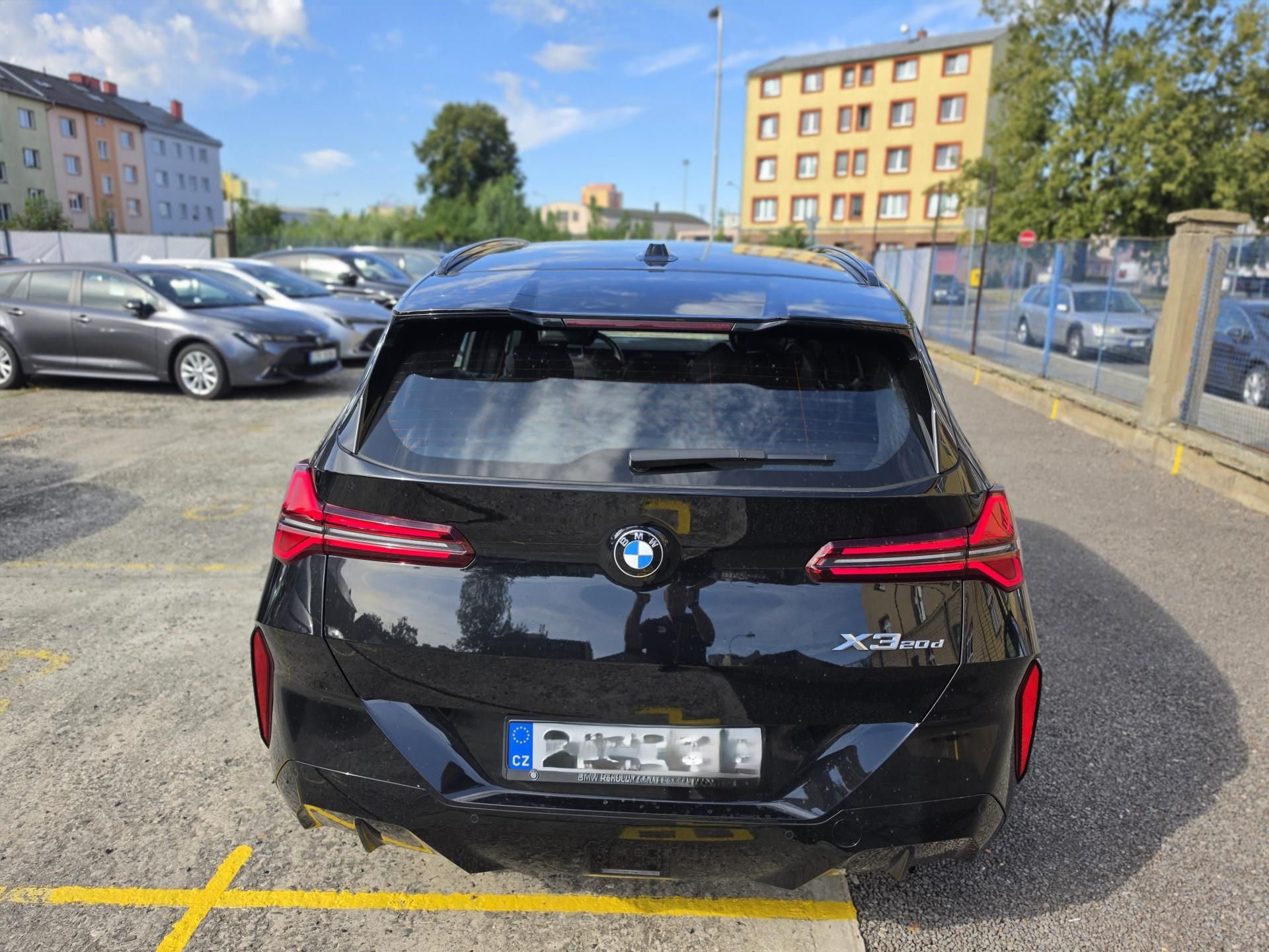 BMW X3, 20d xDrive Mpaket + tažné - fotka 4