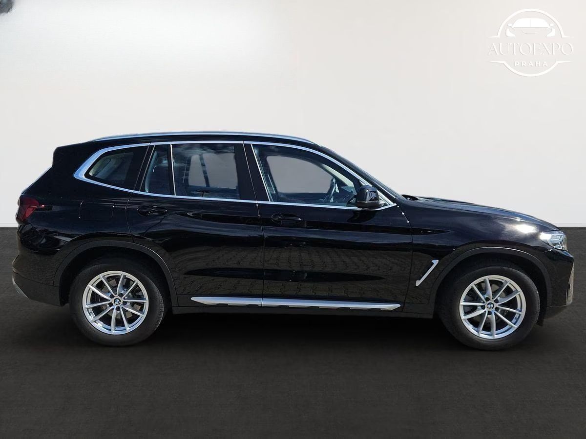 BMW X3, 20*xDrive 20i* - fotka 5