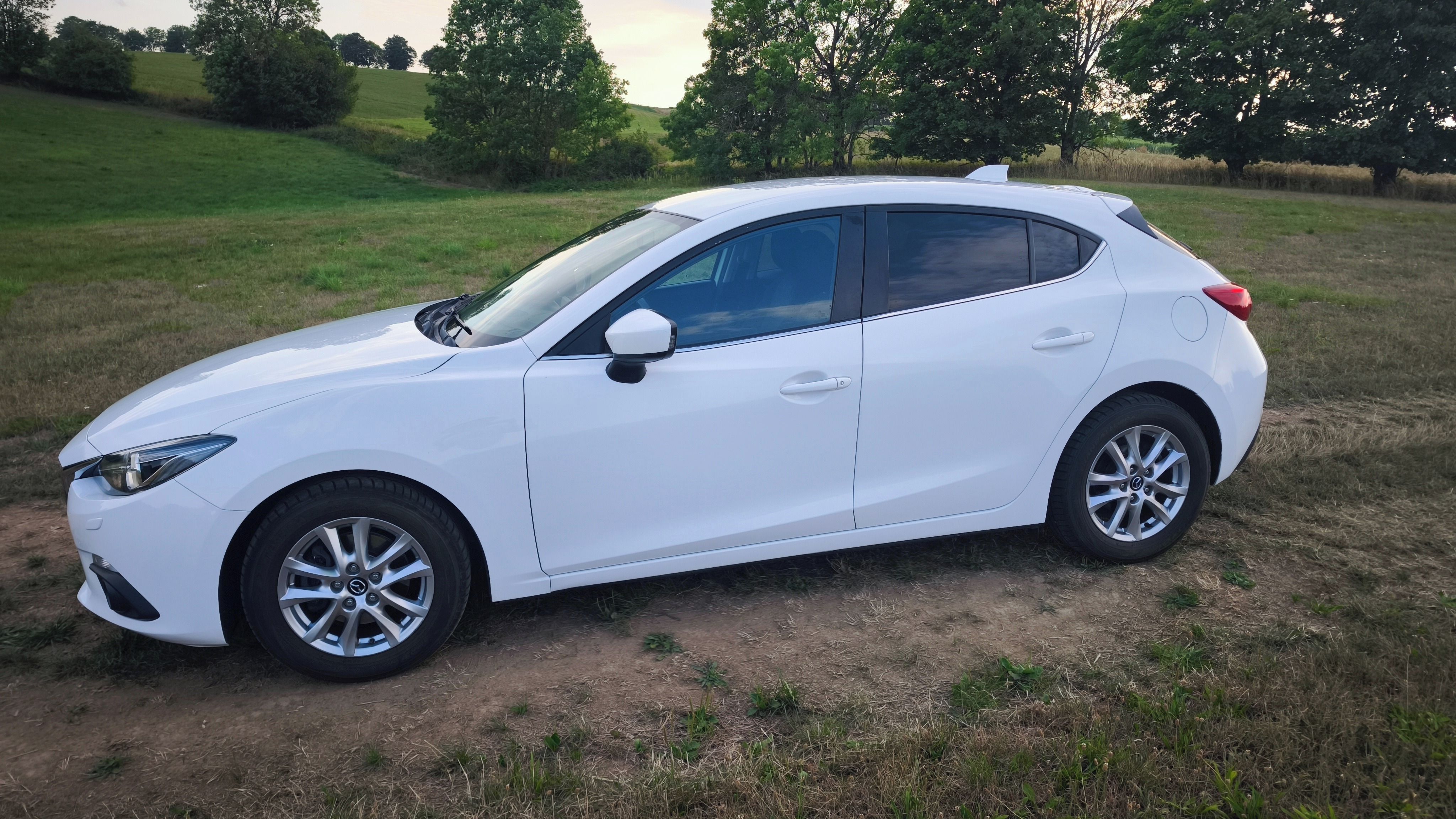 Mazda 3, 2.2 148t km Dovoz Itálie - fotka 3