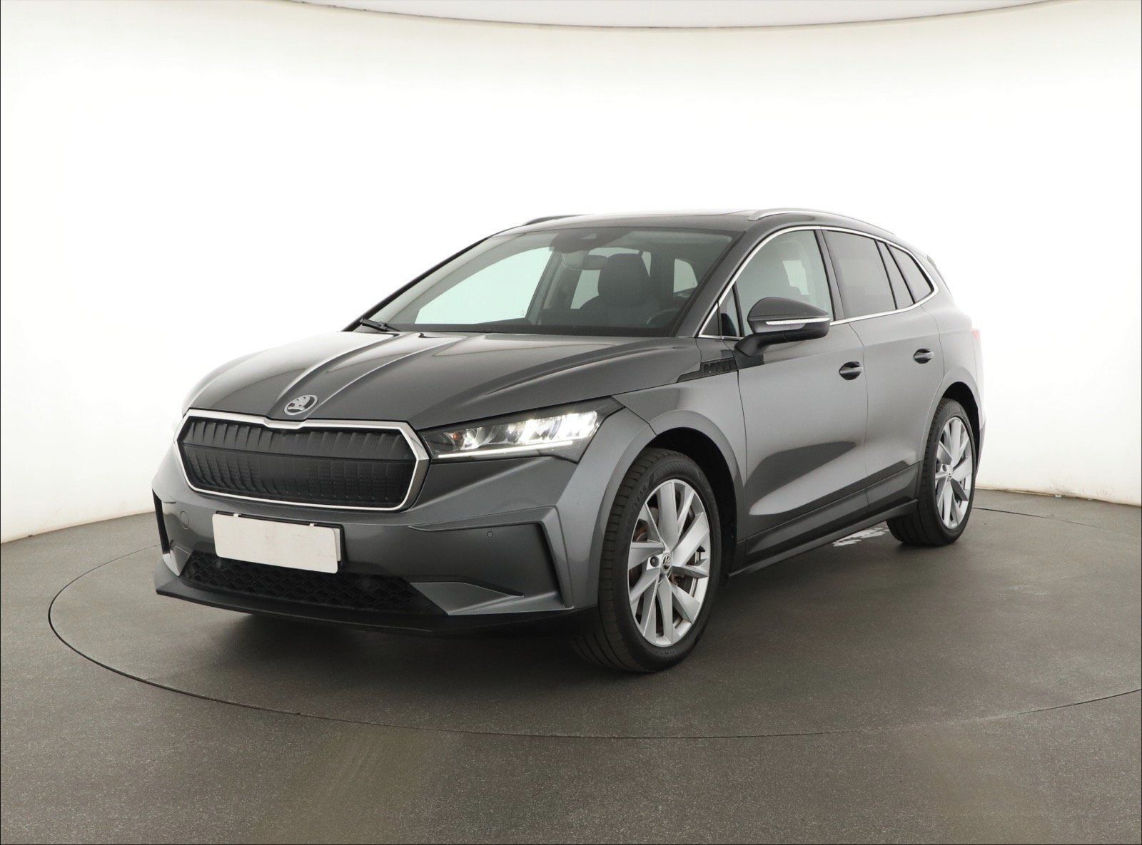 Škoda Enyaq, iV 80x (82 kWh), SoH 93% - fotka 2