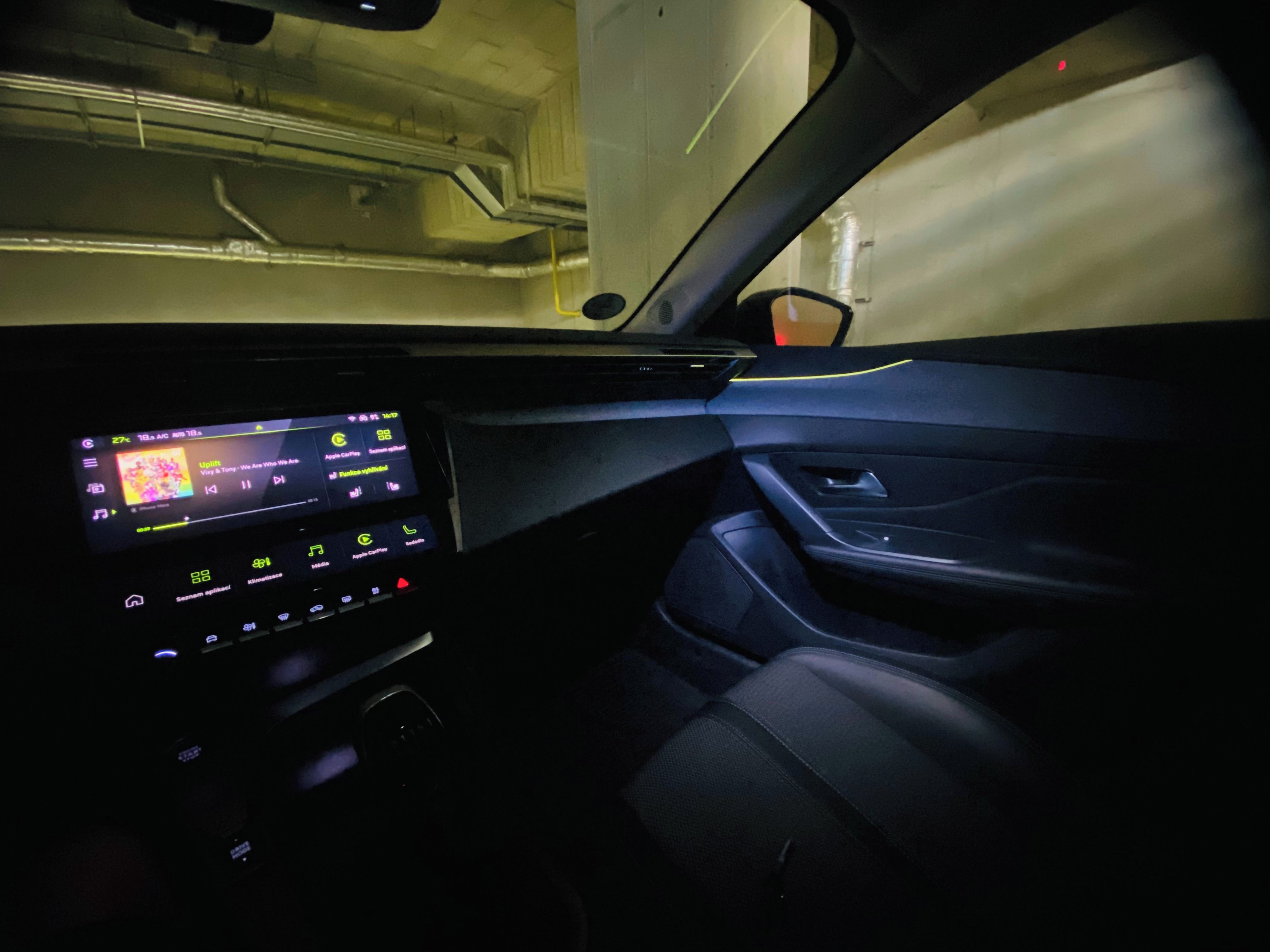 Peugeot 308, ALLURE 1.2 | 96 kW | 1.Majitel - fotka 3