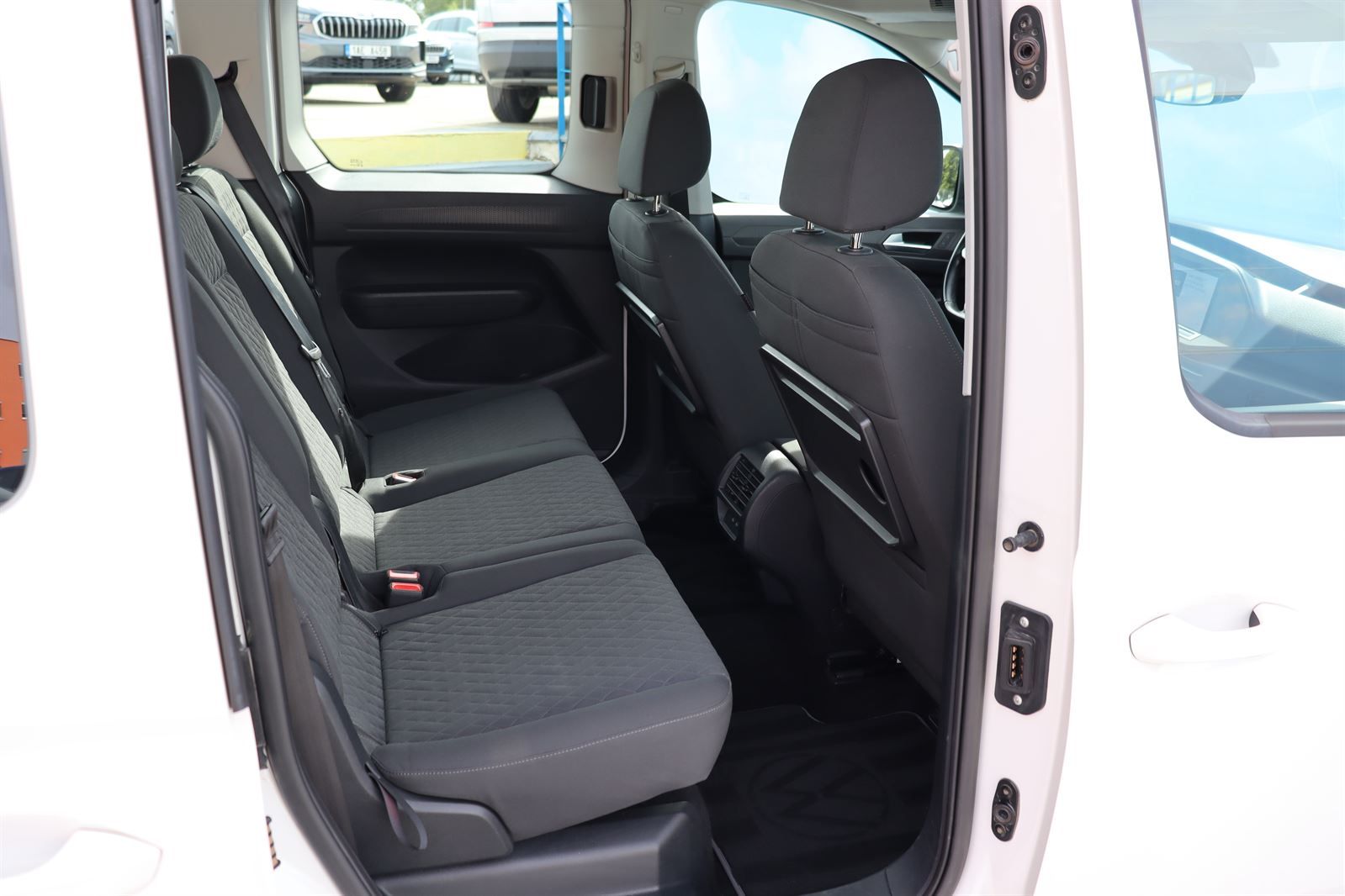 Volkswagen Caddy, 2.0 TDI Life - fotka 6