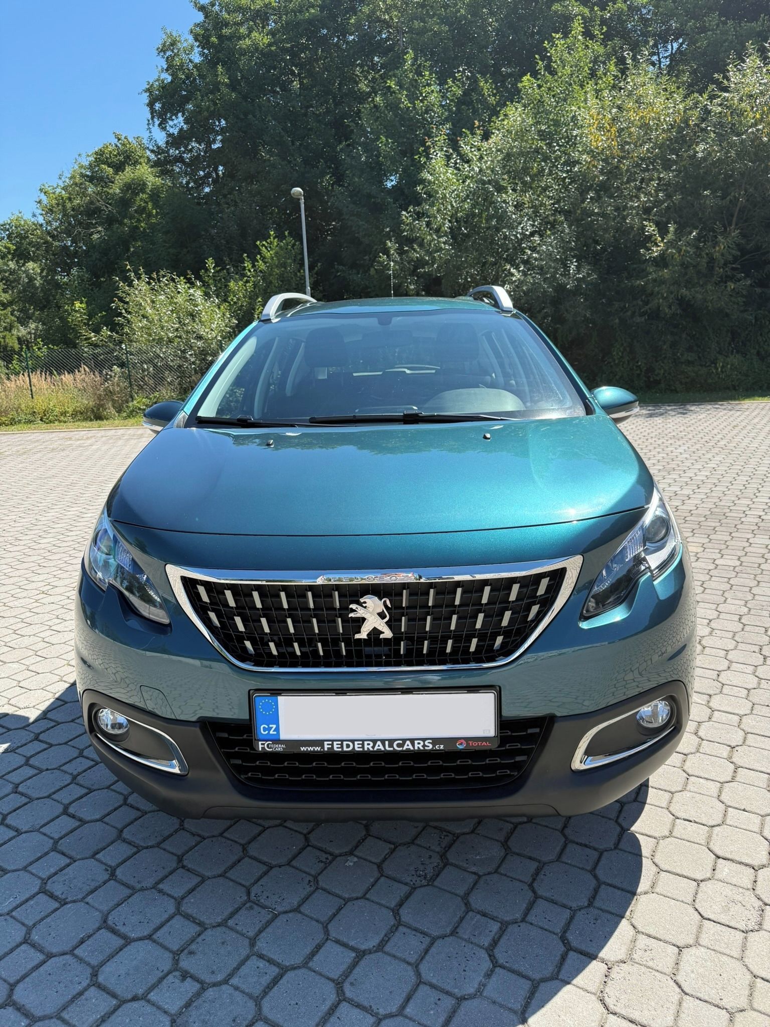 Peugeot 2008, 1,2 PureTech, ČR, 20 tis.km - fotka 2