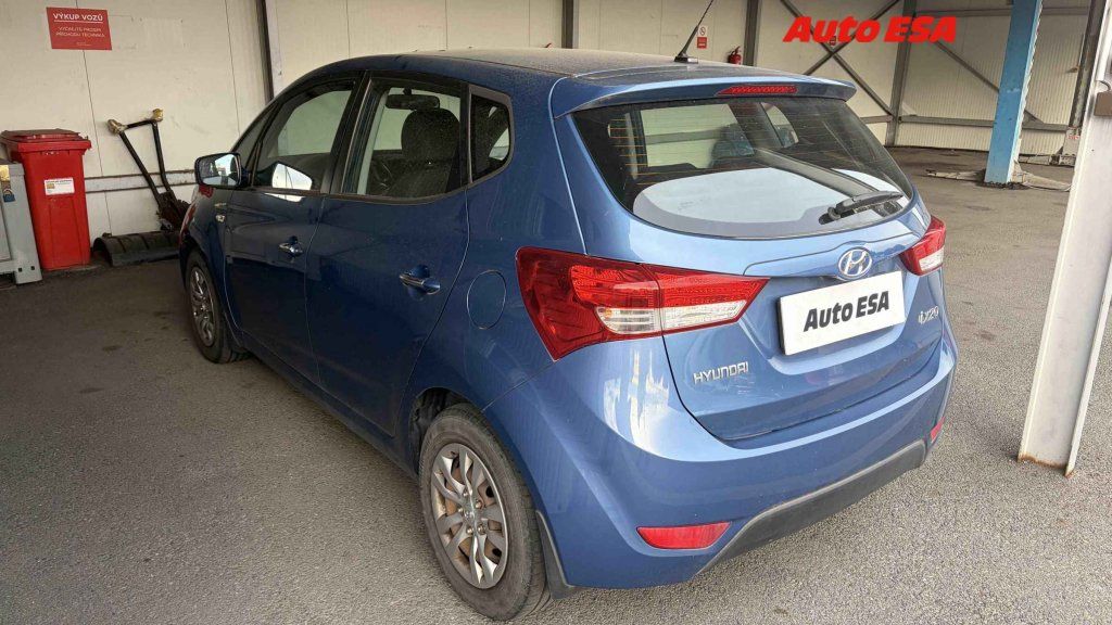 Hyundai ix20, 1.4 CVVT,1.maj,ČR - fotka 2