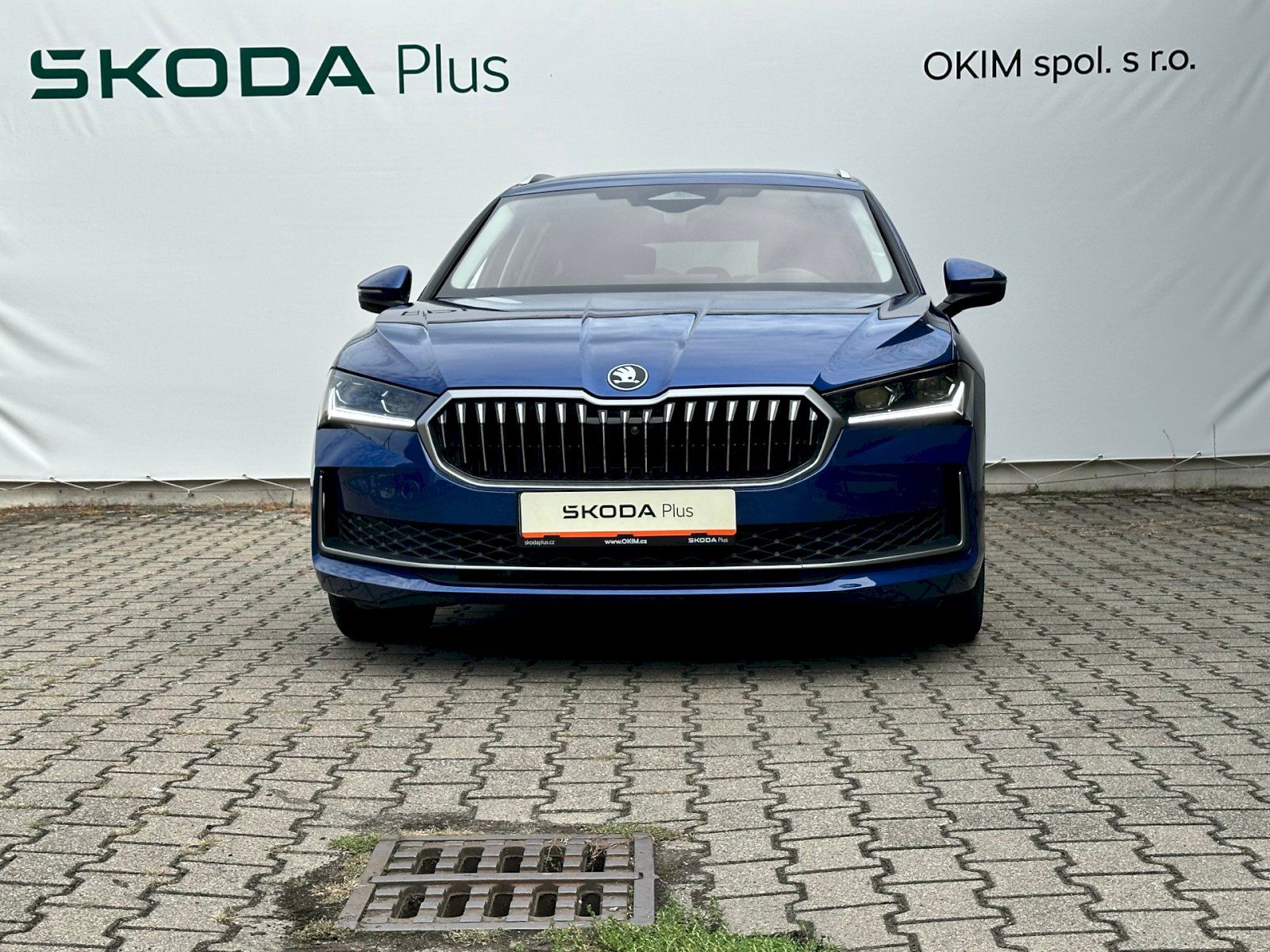 Škoda Superb, 2.0 TDI 142kW 4x4 L&K Combi DS - fotka 4