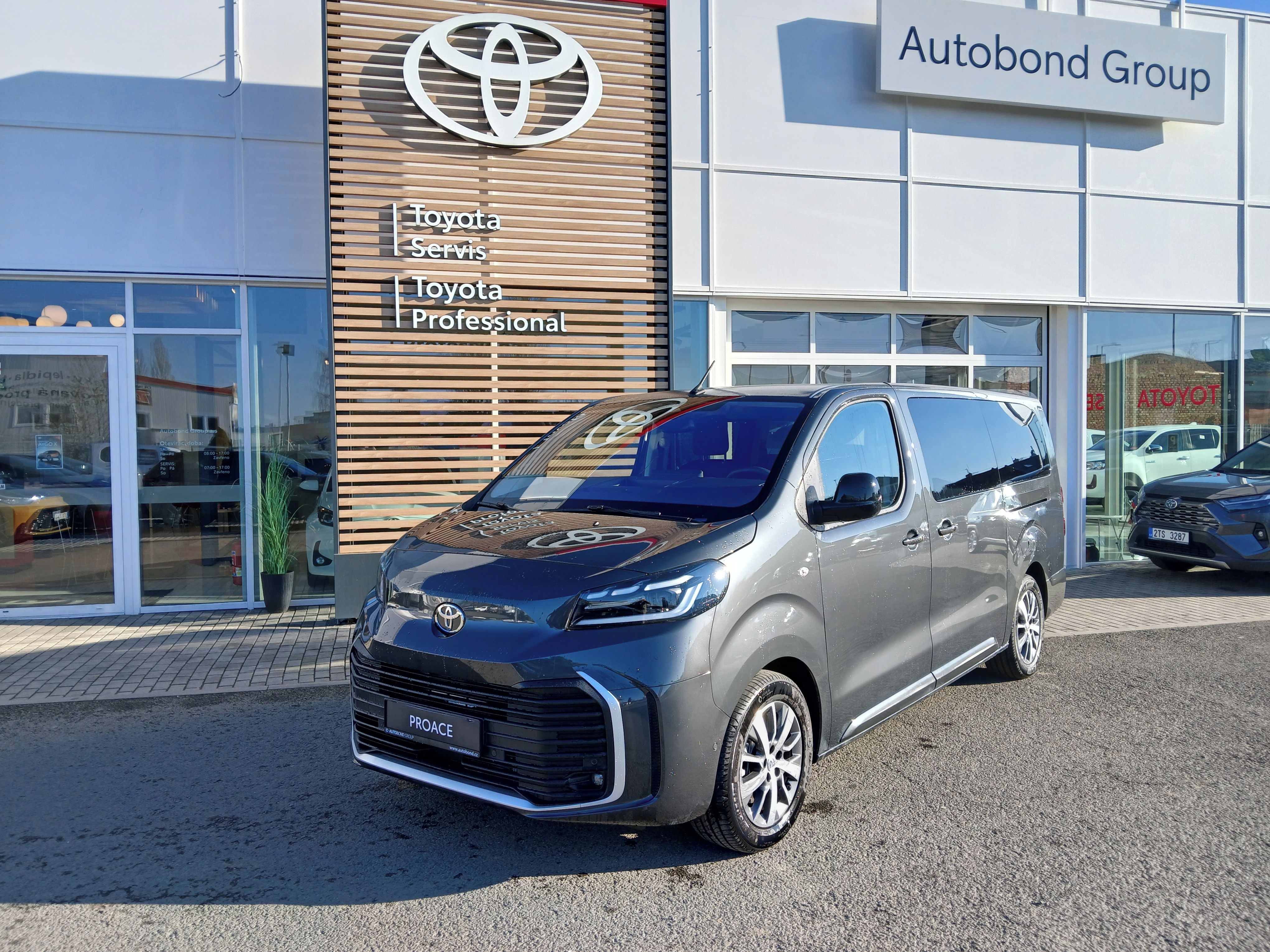 Toyota Proace Verso, 2.2L Business Comfort TAŽNÉ