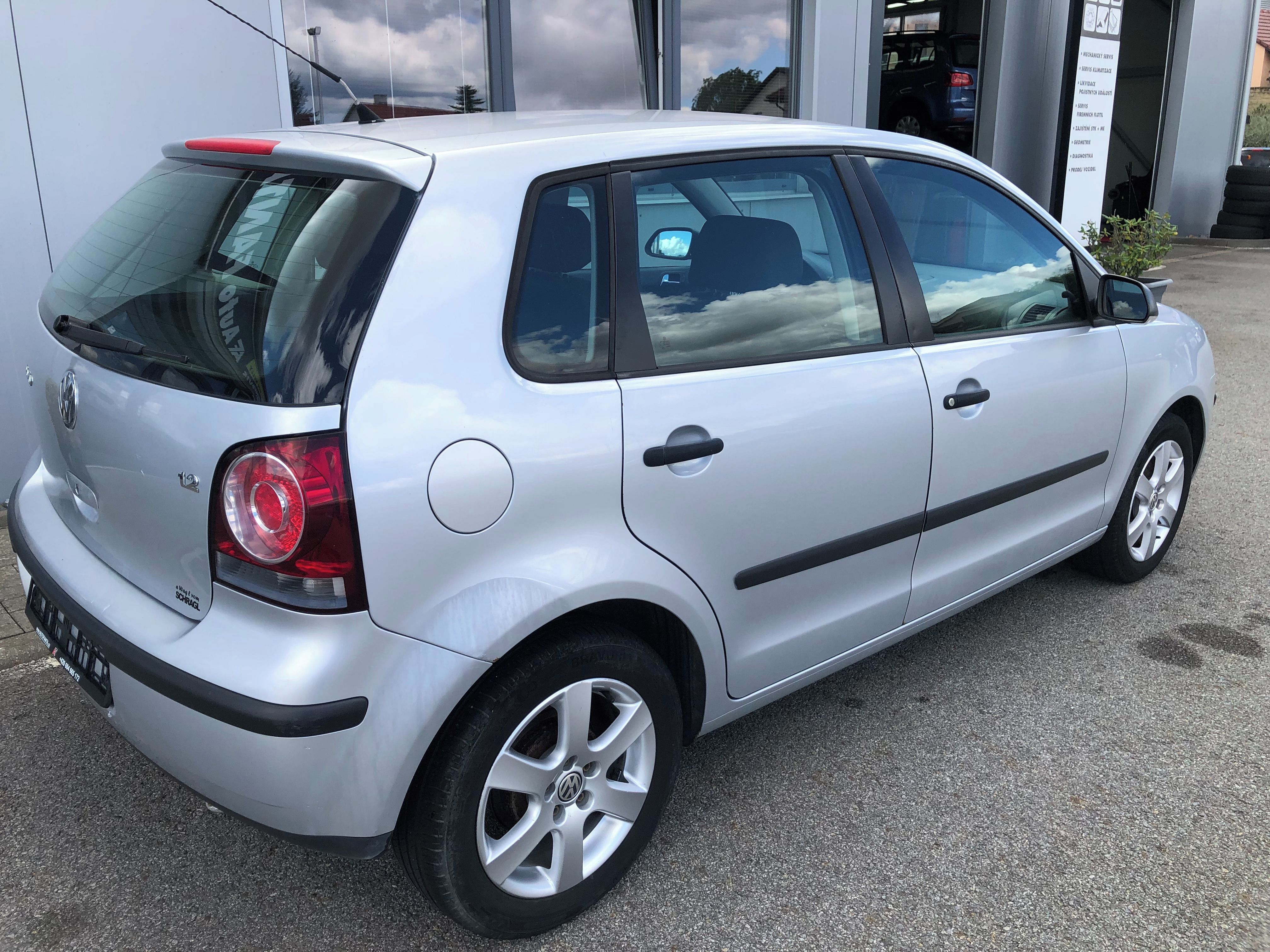 Volkswagen Polo, 1,2 12V nová STK a rozvody - fotka 5