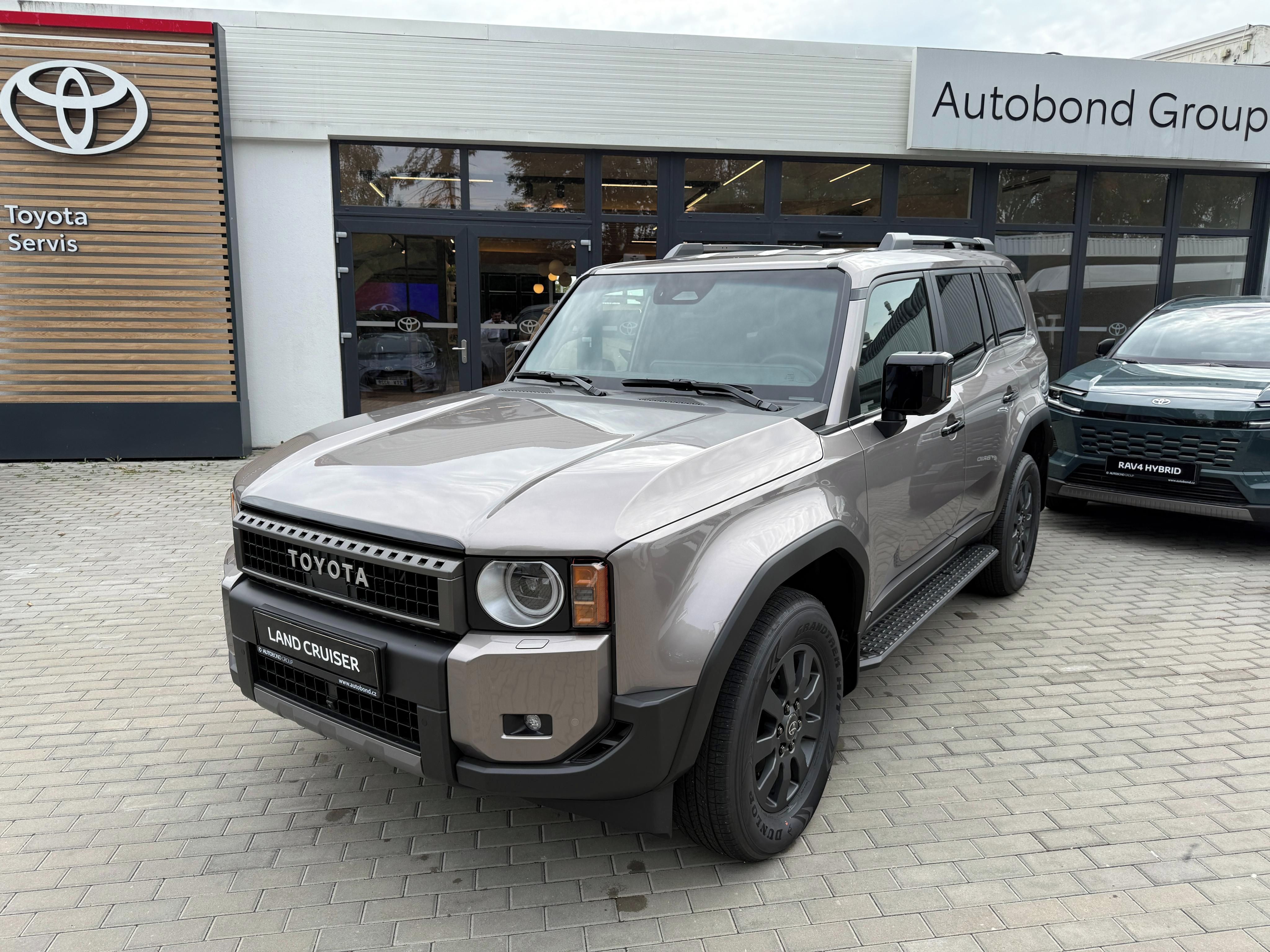 Toyota Land Cruiser, 2.8 MHEV Invincible