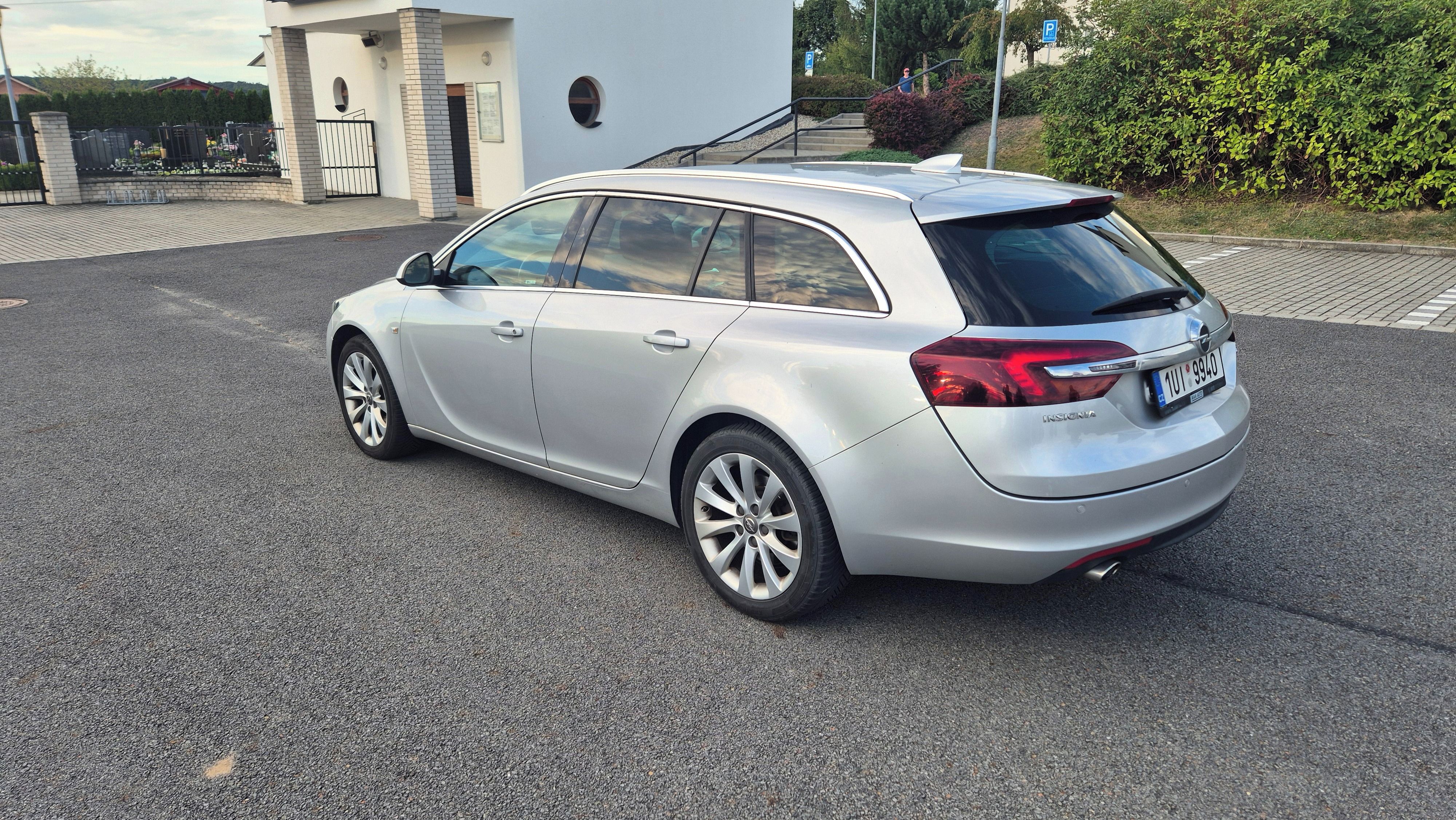 Opel Insignia, Opel Insignia Sports tourer - fotka 4