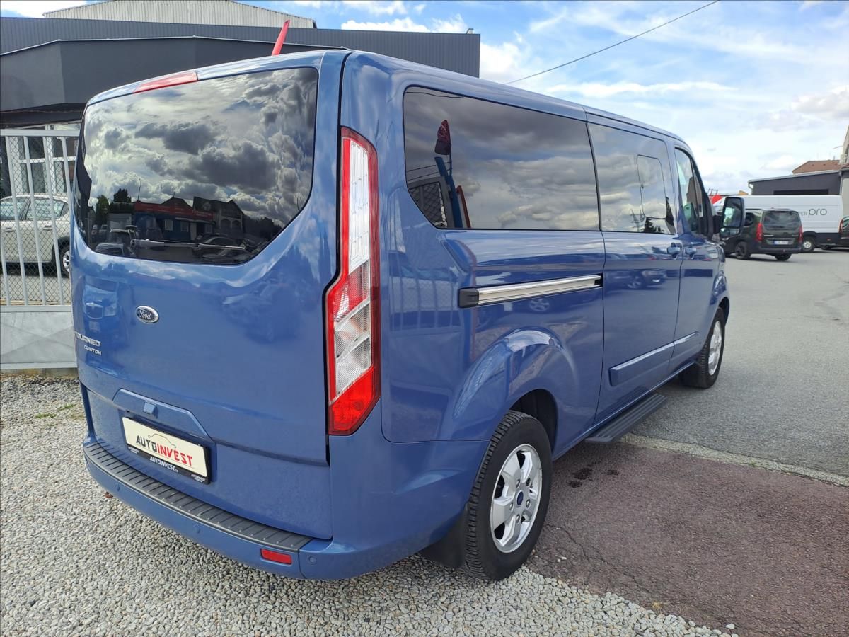 Ford Tourneo Custom, 2,0 TDCI 9.MÍST - fotka 3