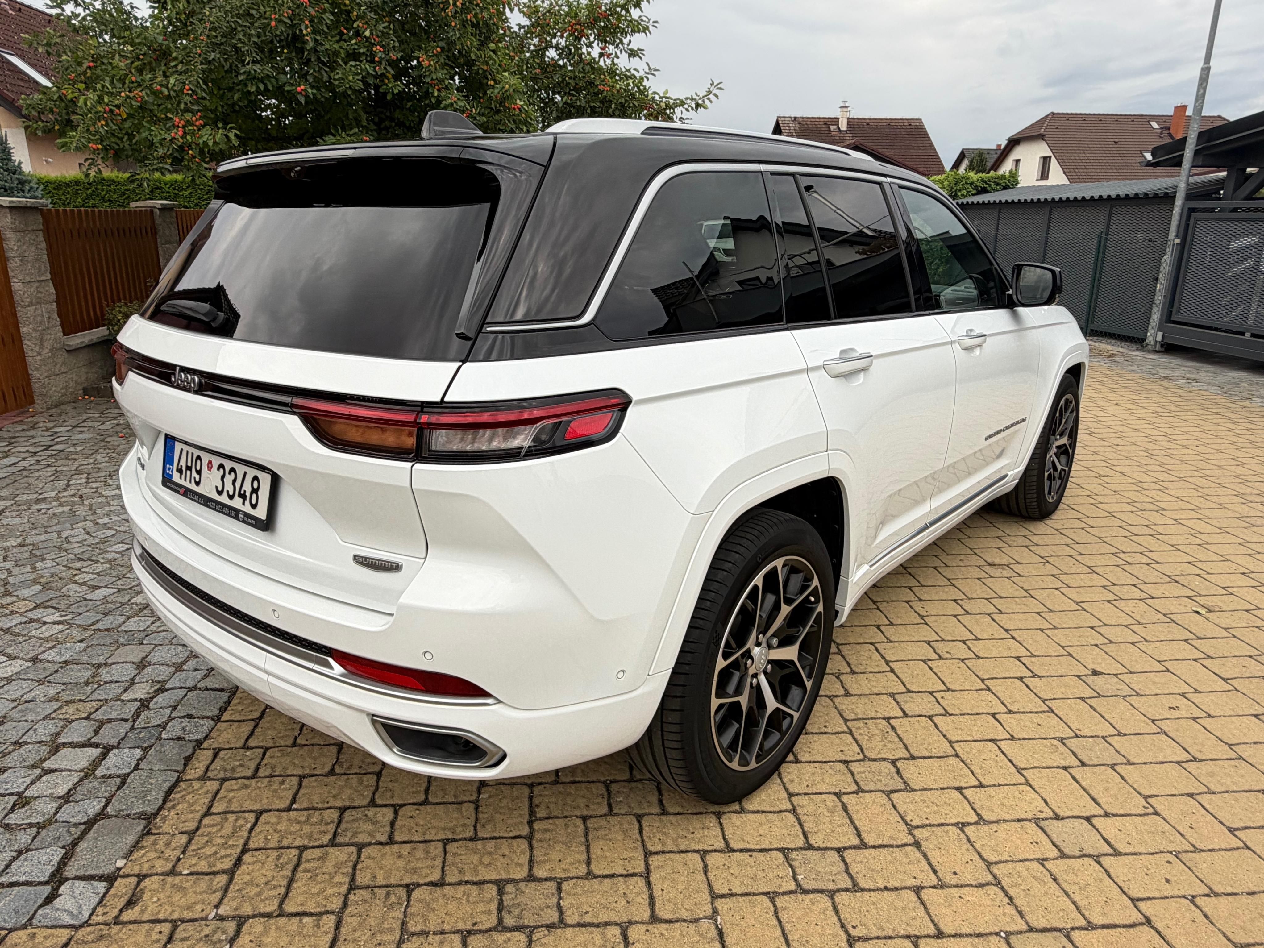 Jeep Grand Cherokee, 5.7 V8 HEMI SUMMIT RESERVE - fotka 5