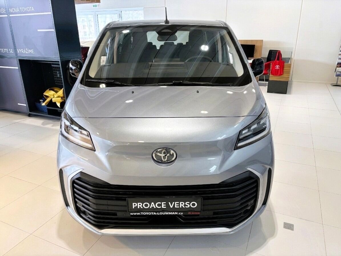 Toyota Proace Verso, 2,2 L2 Business Comfort - fotka 2
