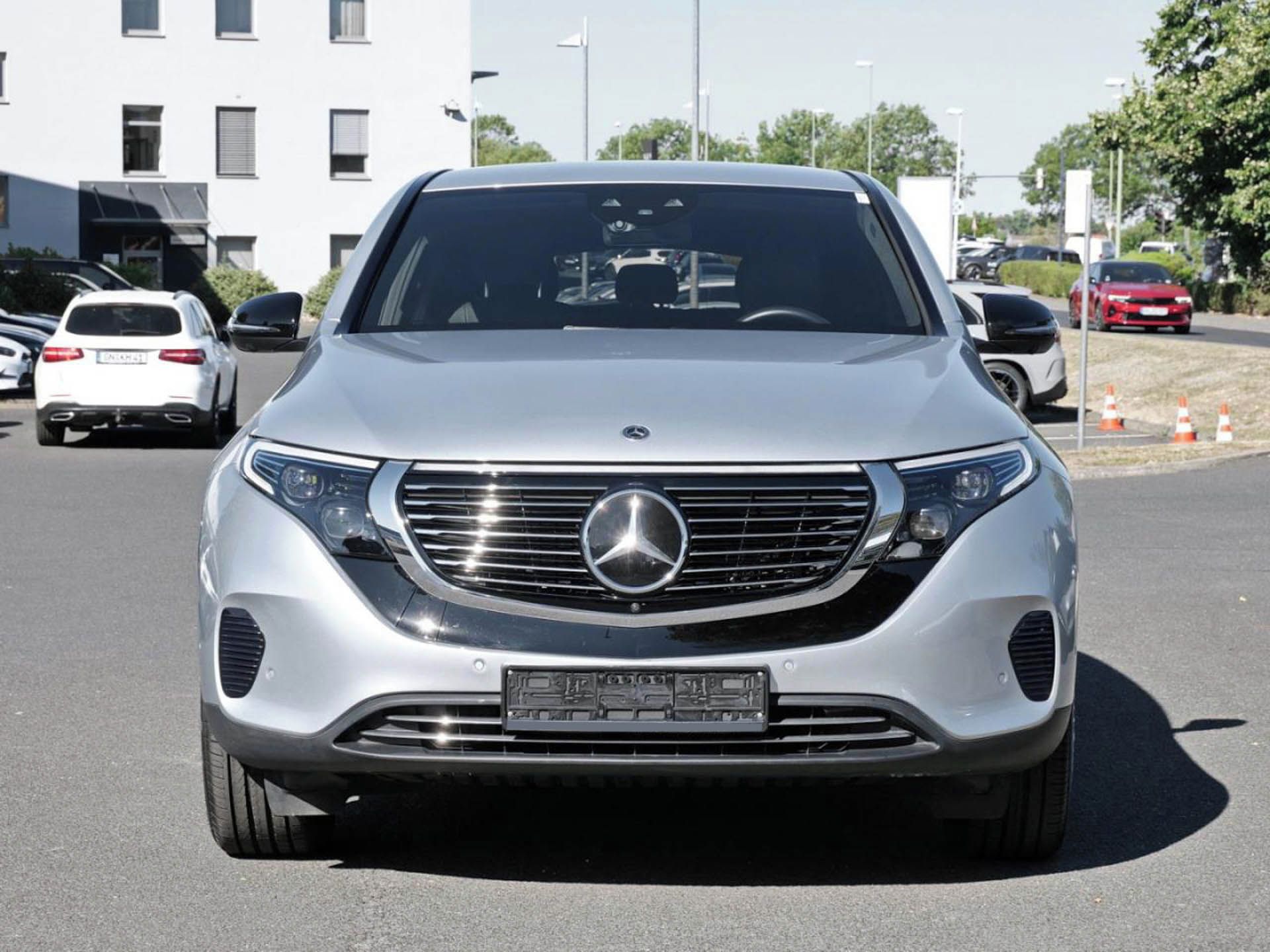 Mercedes-Benz EQC, 400 4M Electric Art HuD Distro - fotka 2