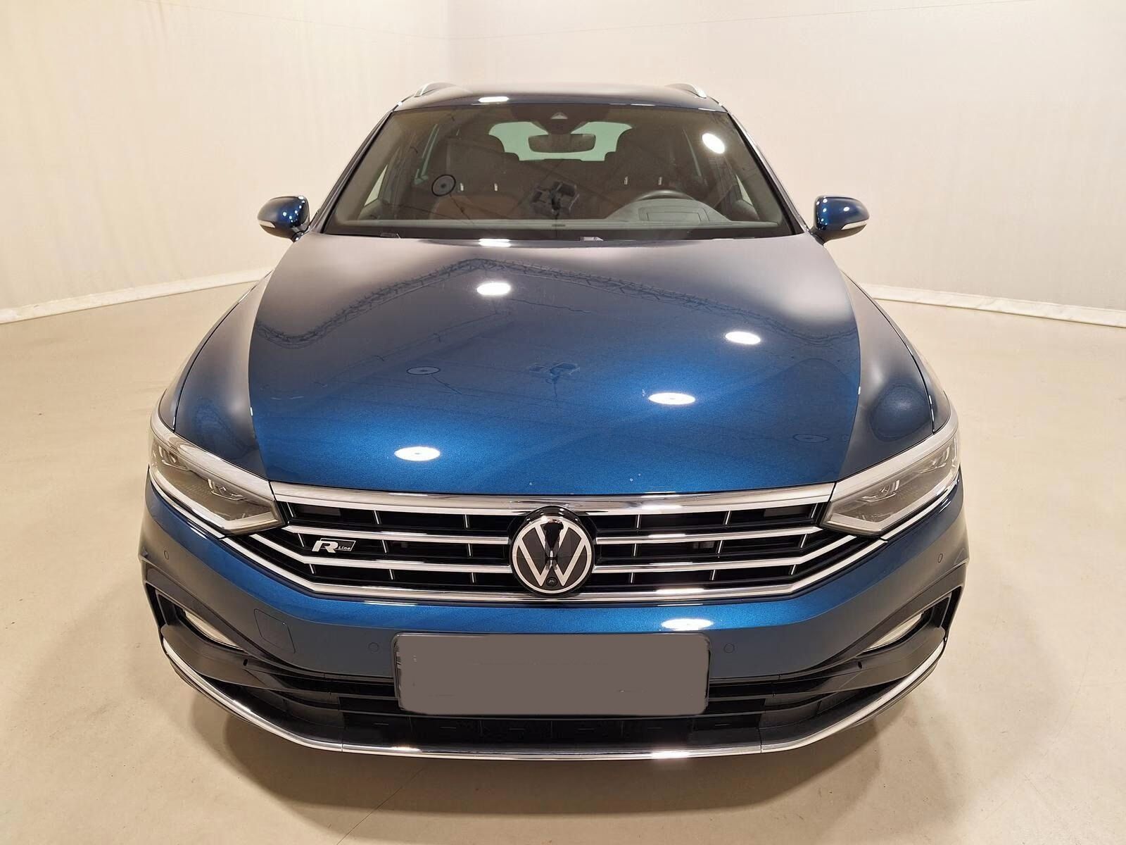Volkswagen Passat Variant, 2.0 TSI DSG Elegance R-LINE - fotka 5