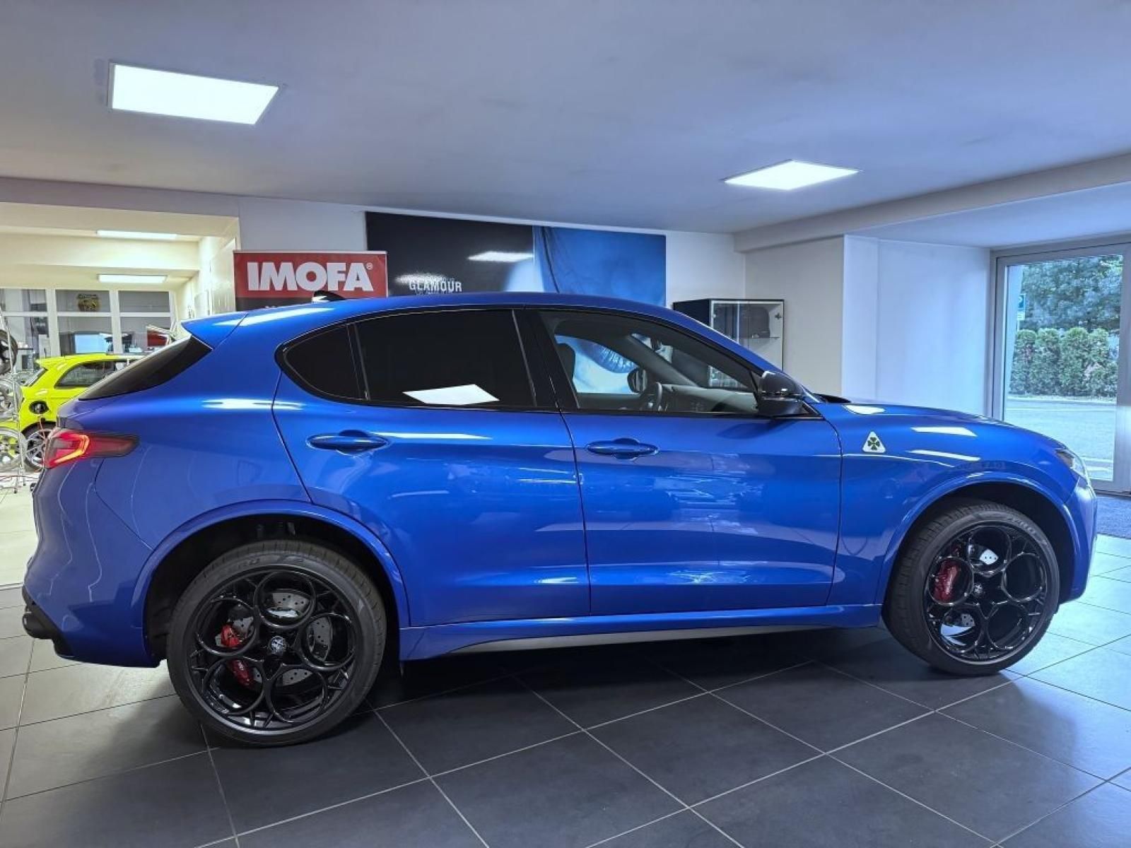 Alfa Romeo Stelvio, 2.9 V6 BiTurbo 520k QV Carbon - fotka 4