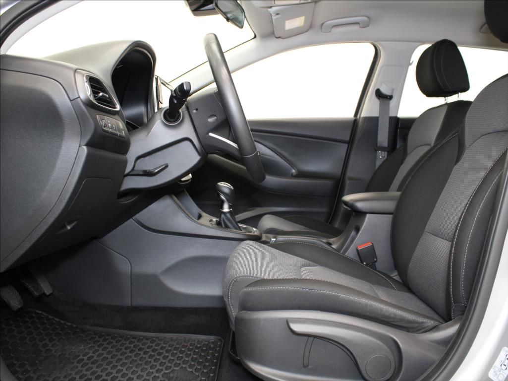 Hyundai i30, 1,0 T-GDi 88kW 37tkm.Záruka ČR - fotka 6