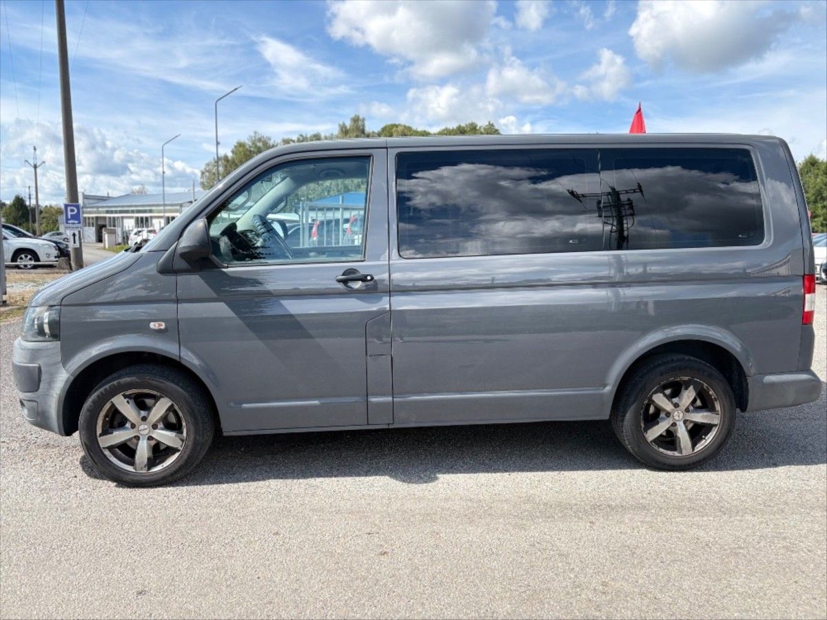 Volkswagen Transporter, 2,0 TDi  5 míst ve voze - fotka 6