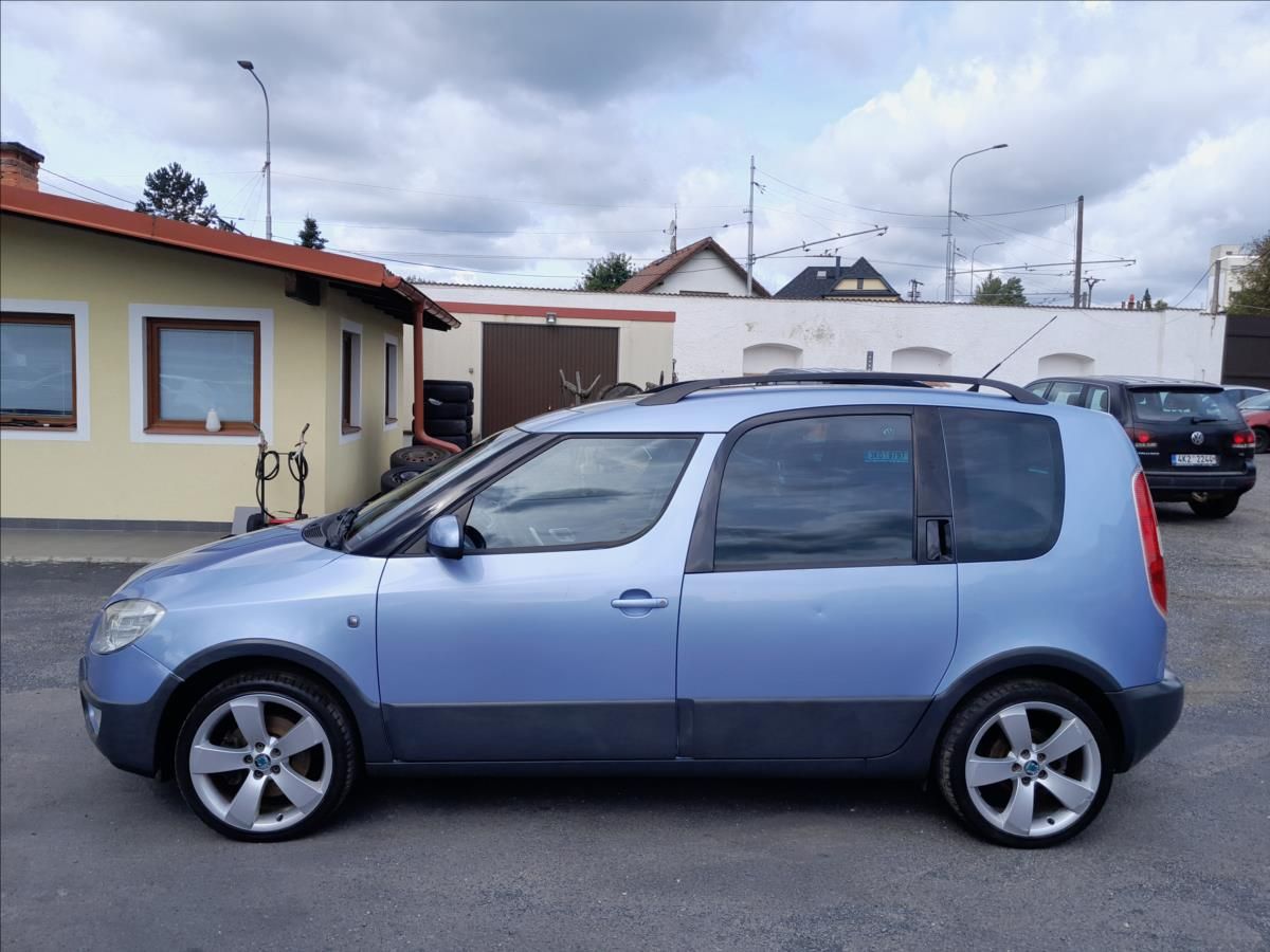Škoda Roomster, 1,6 i 77kW SCOUT MOTOR K.O. - fotka 4