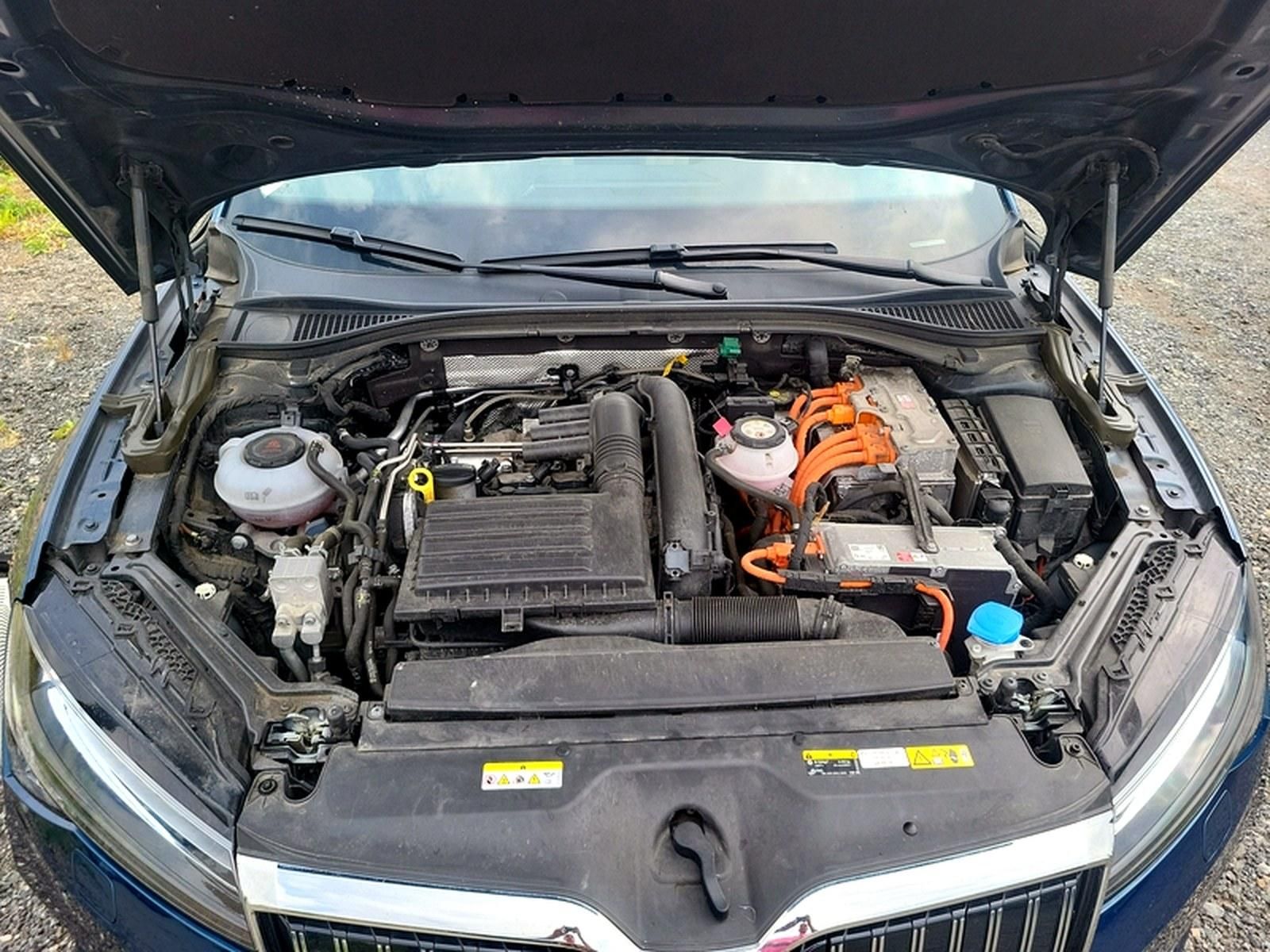 Škoda Superb, Combi Style 1,4 PHEV160 kW DSG - fotka 6