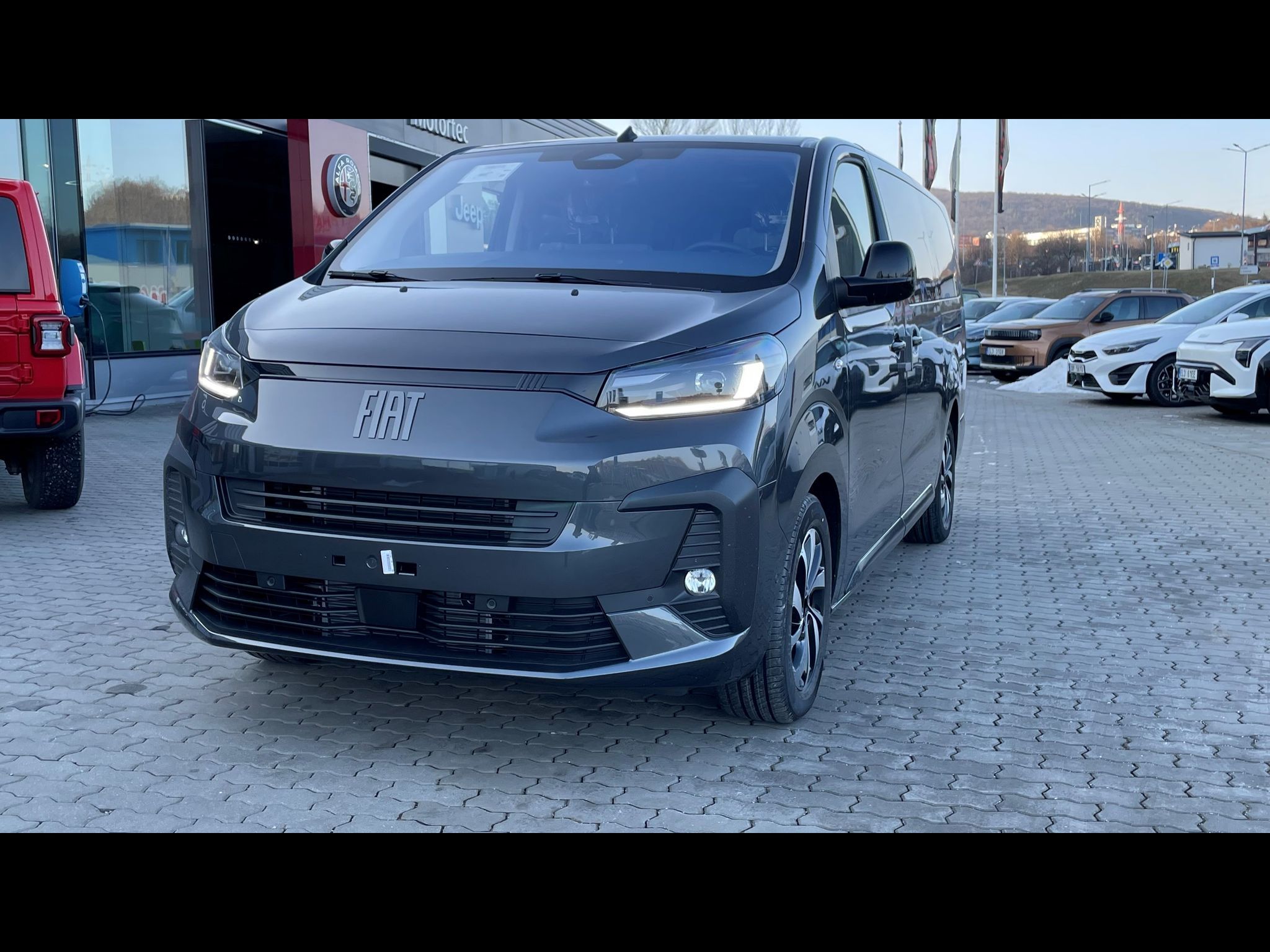 Fiat Ulysse, 2.2 MTJ 180k 8AT La Prima L3 - fotka 5