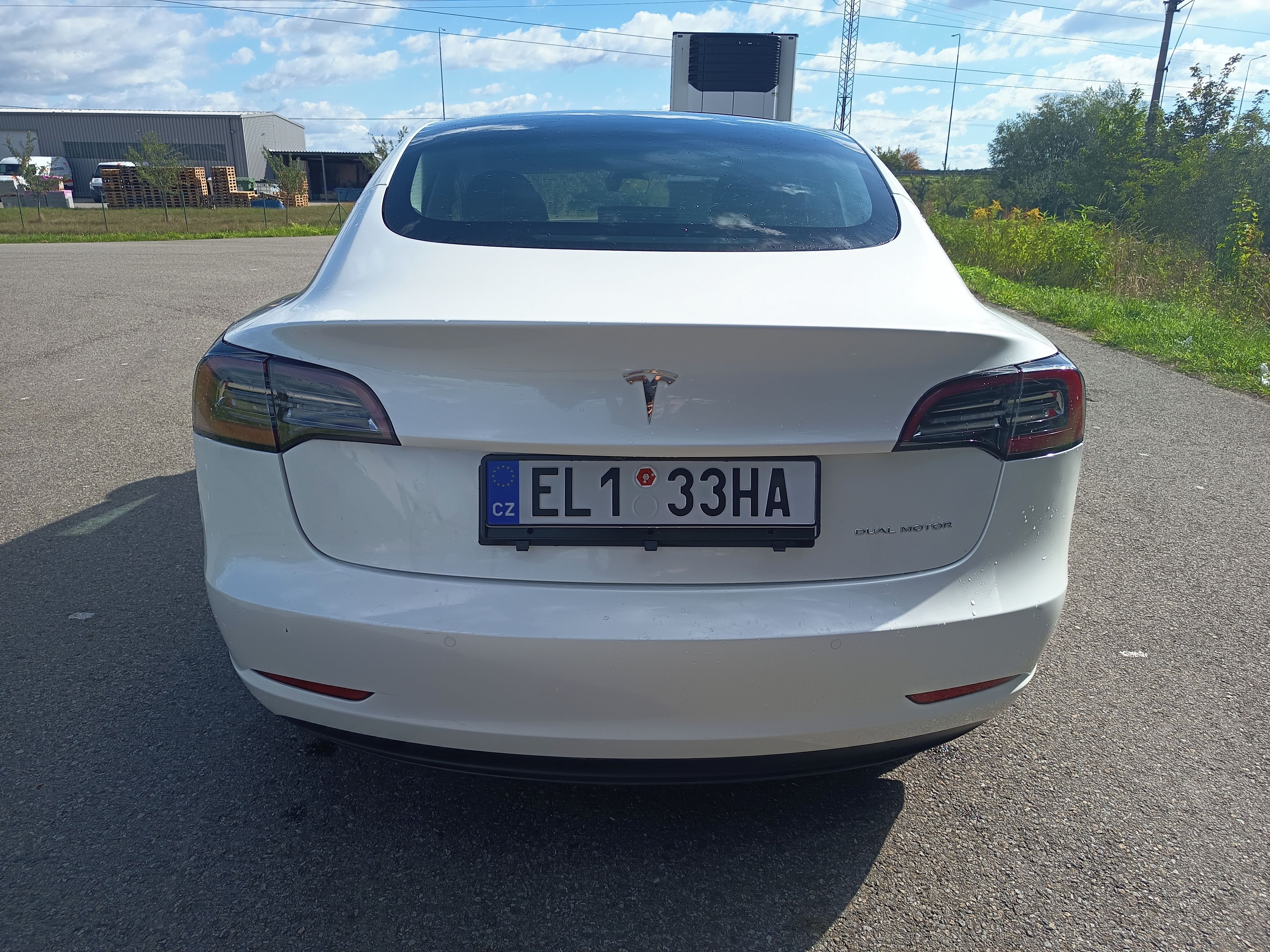 Tesla Model 3, LR 82 kWh - VŮZ V ČR! odpočet! - fotka 6